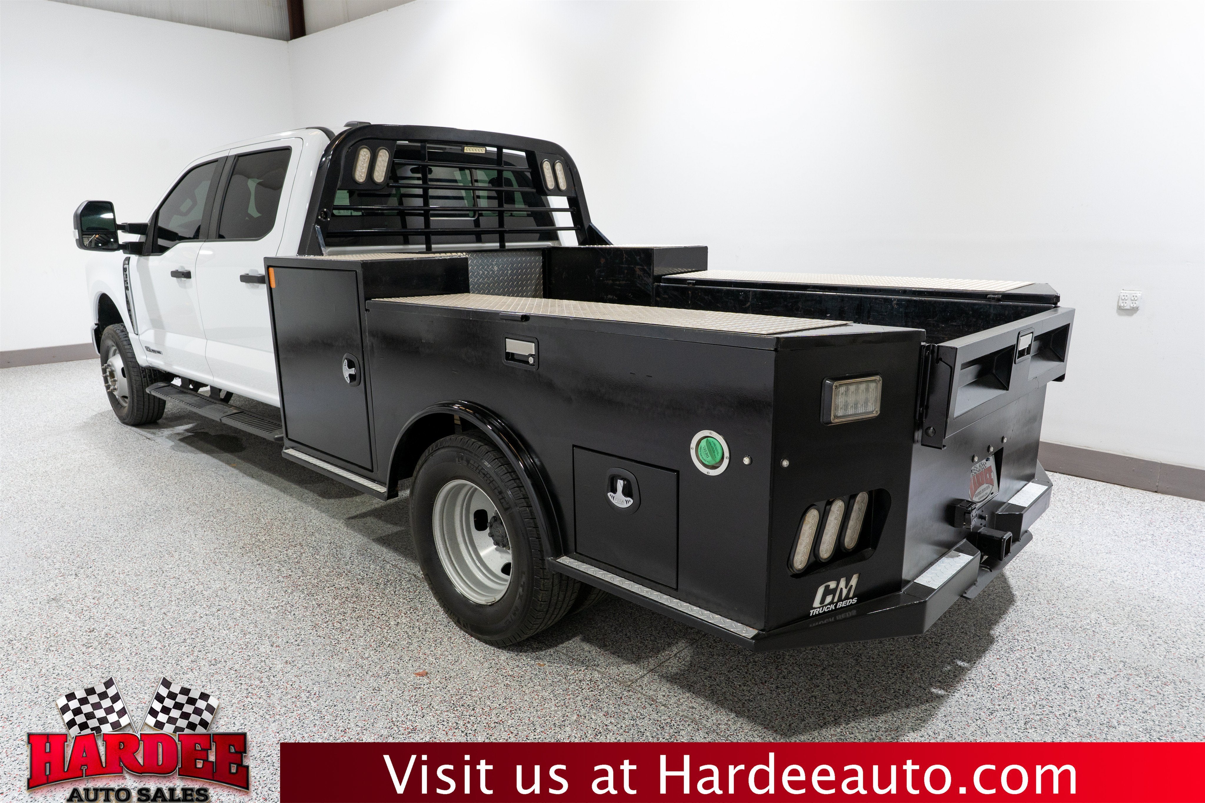 2024 Ford Super Duty F-350 DRW XL