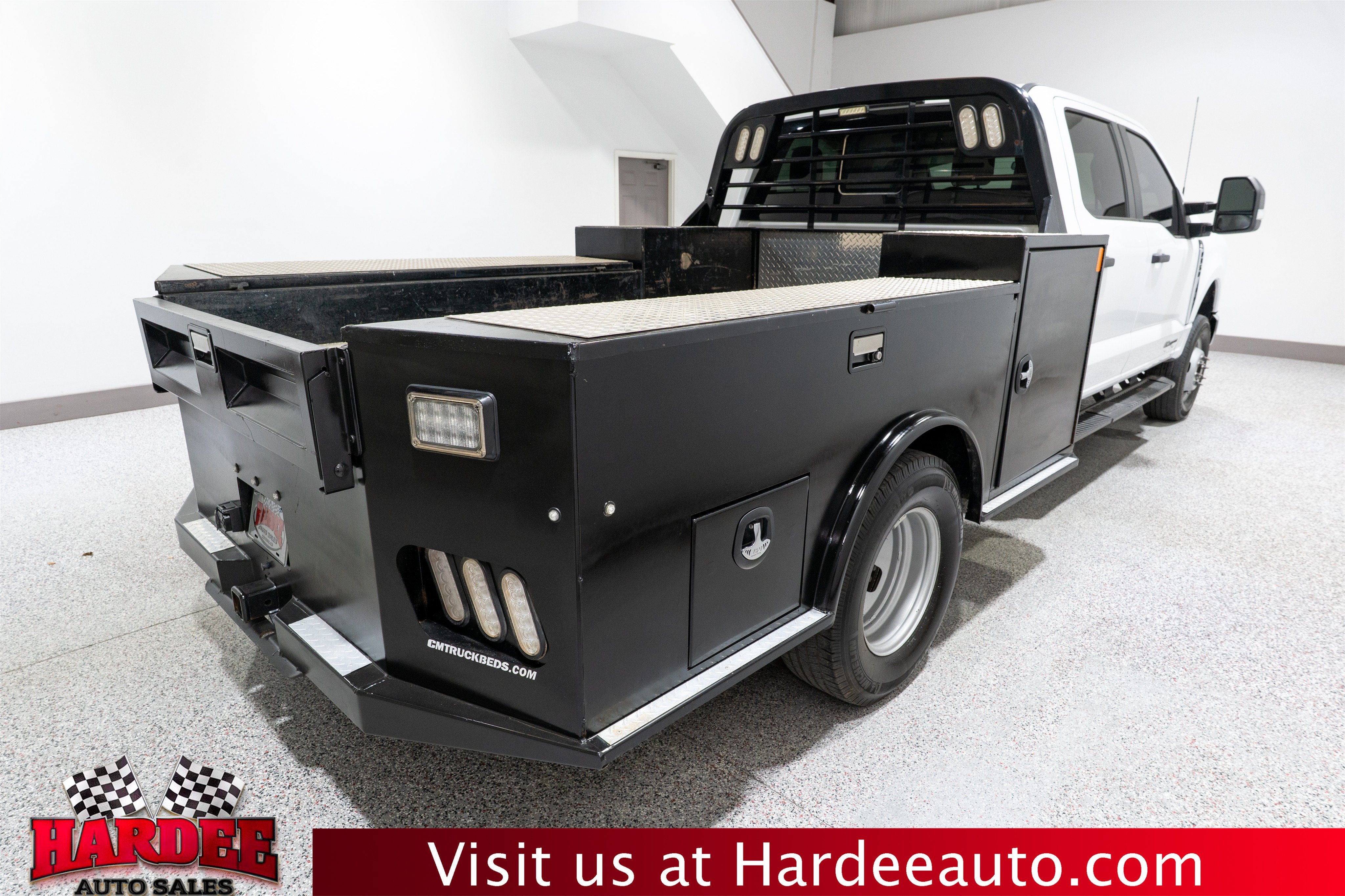 2024 Ford Super Duty F-350 DRW XL