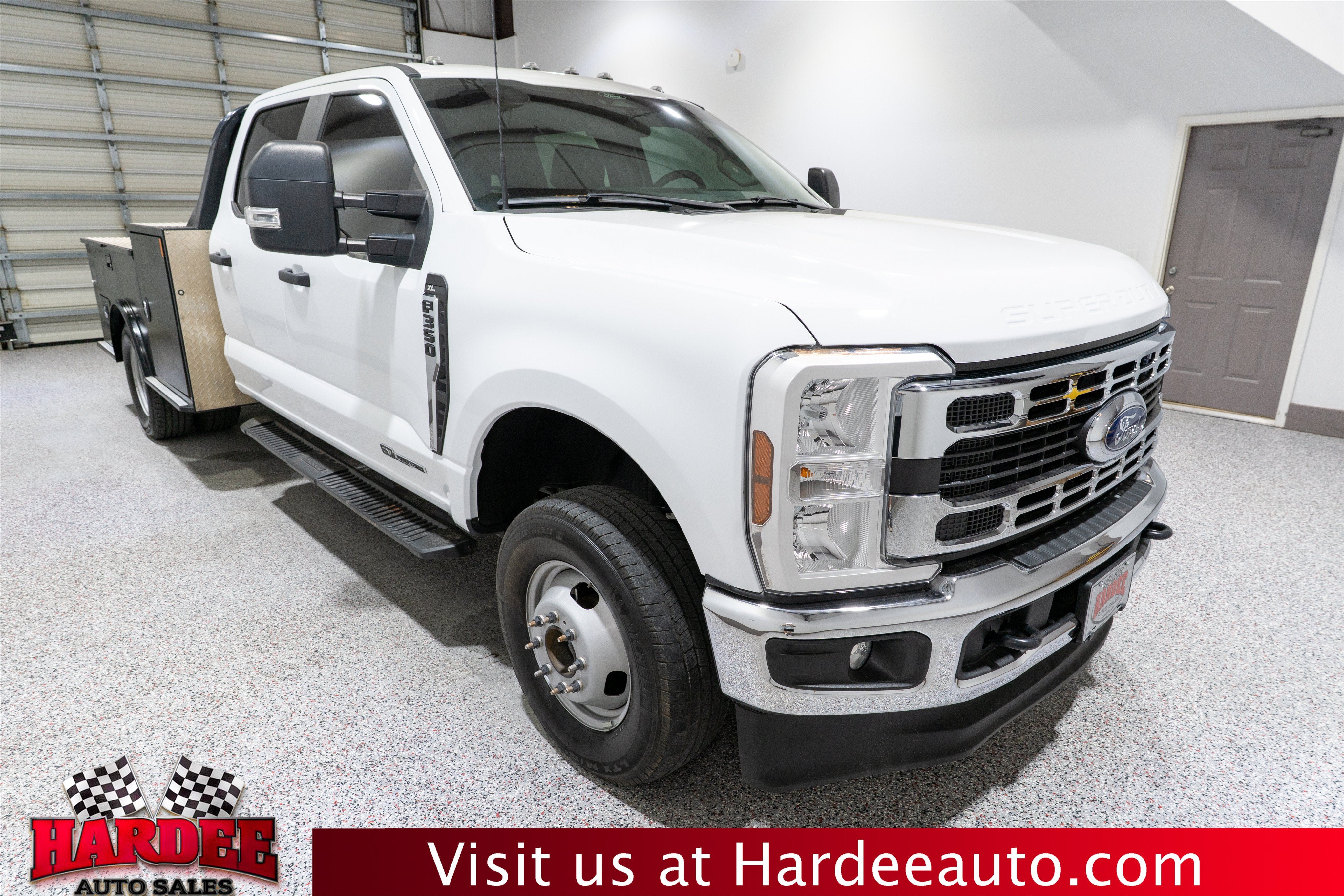2024 Ford Super Duty F-350 DRW XL