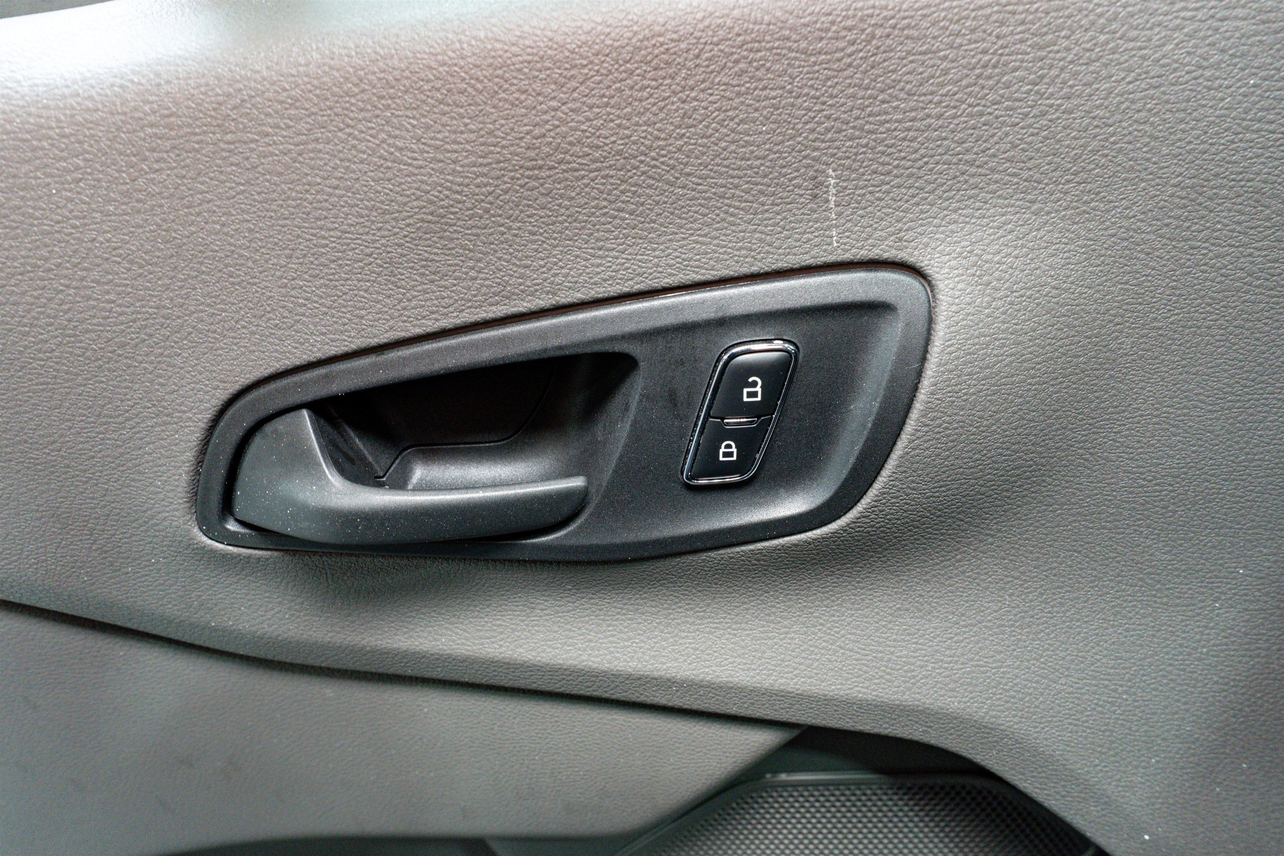 2023 Ford Transit Chassis Base