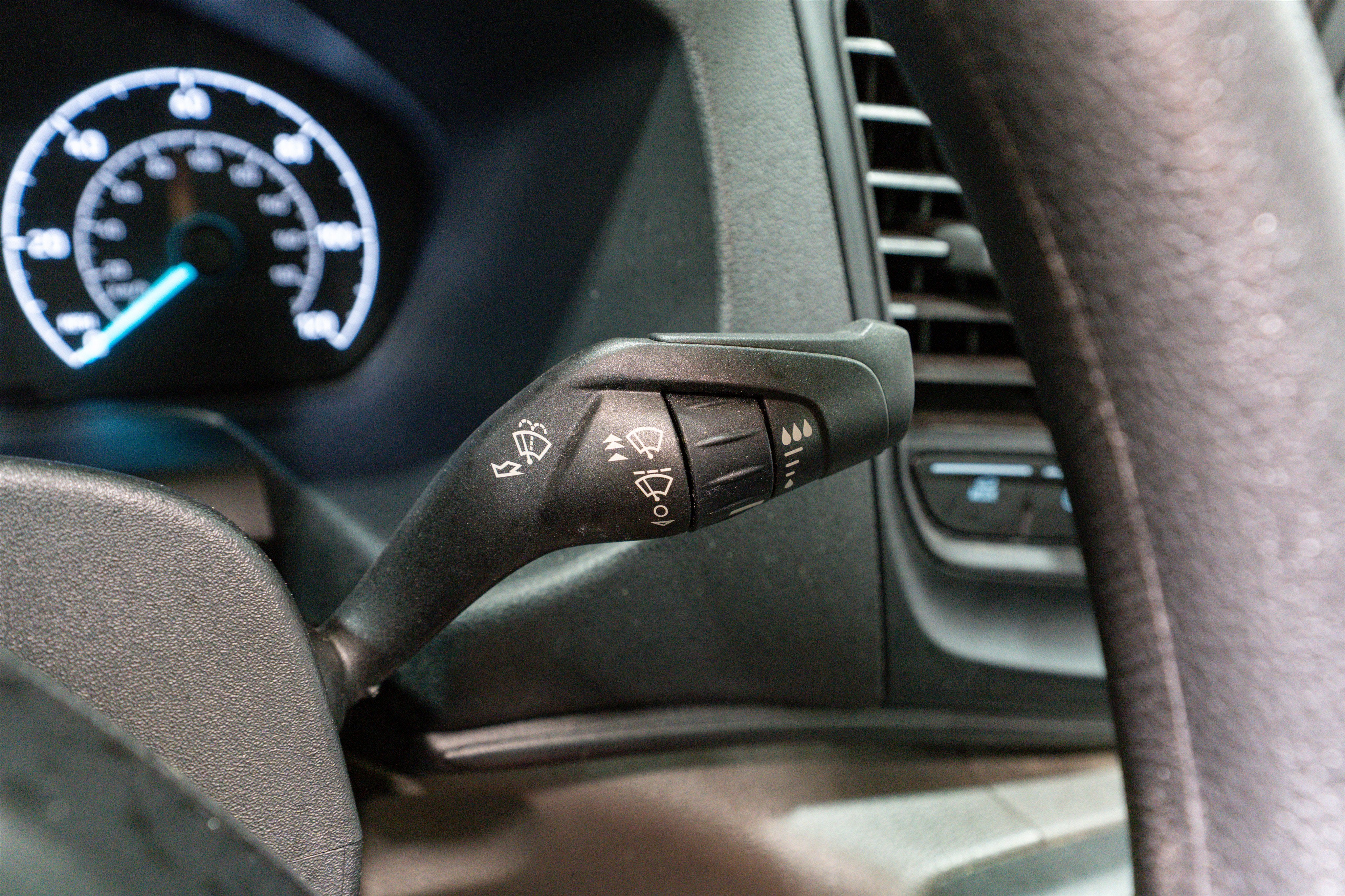 2023 Ford Transit Chassis Base