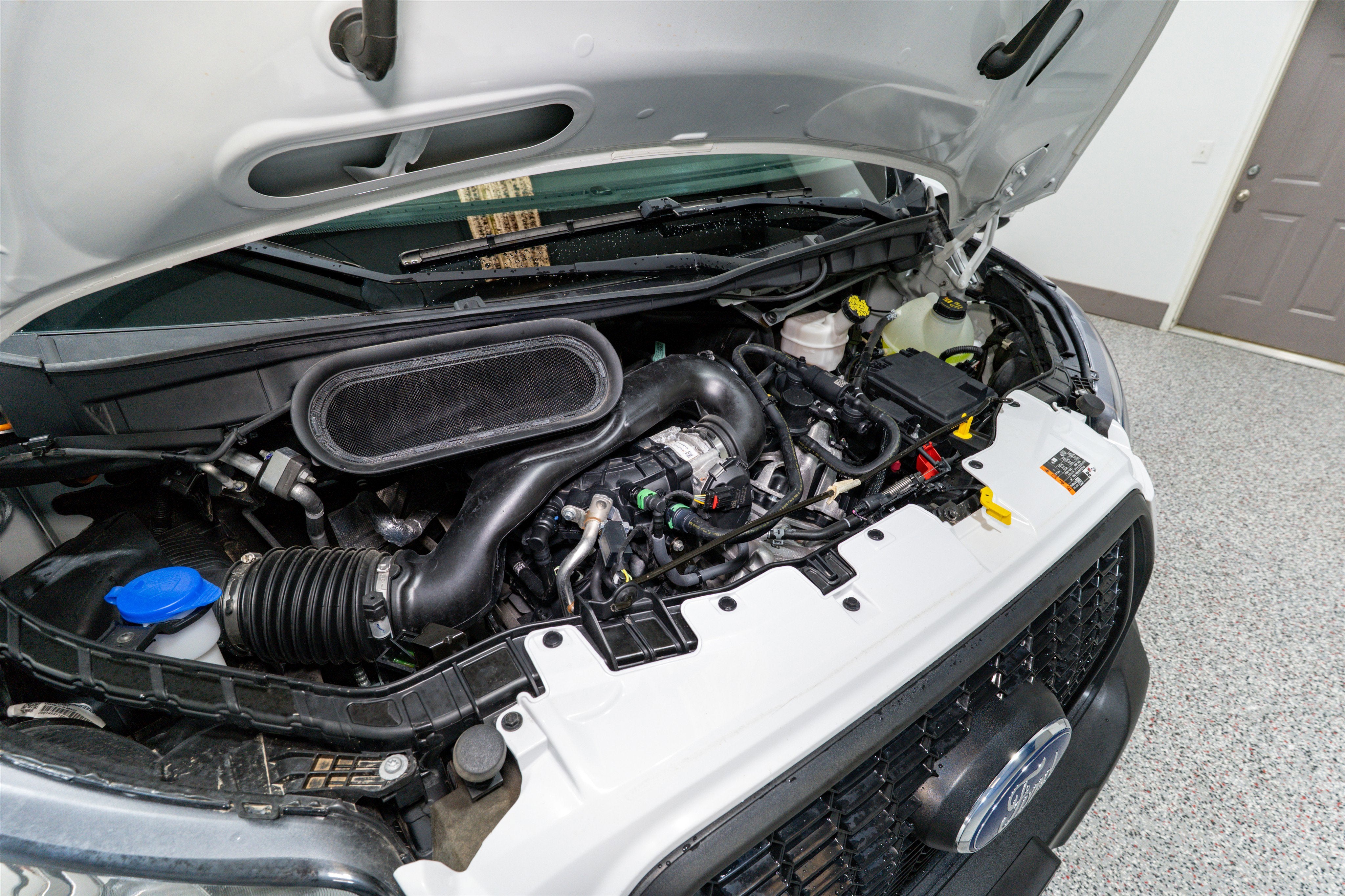 2023 Ford Transit Chassis Base