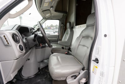 2019 Ford E-Series Cutaway Base