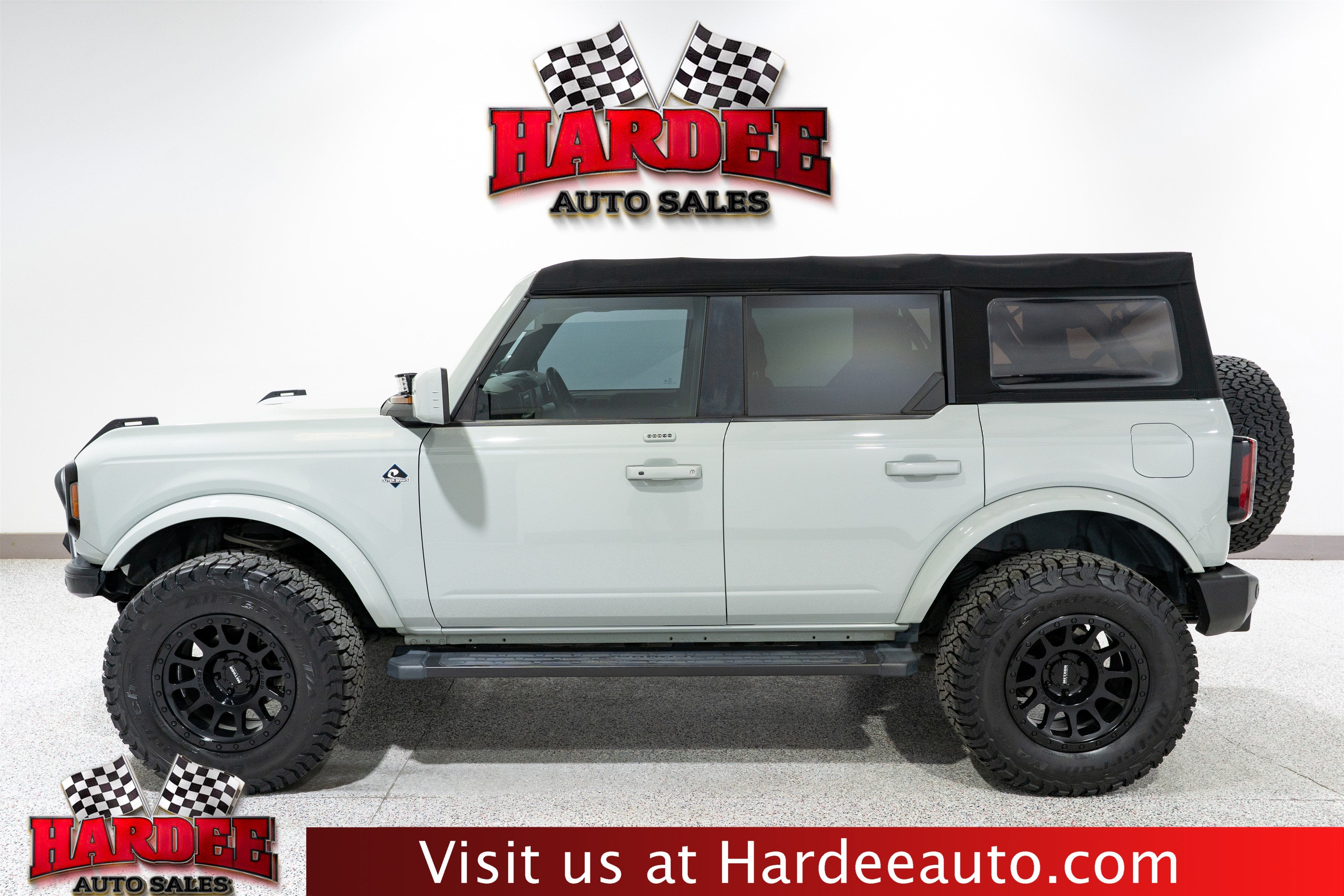 2023 Ford Bronco Outer Banks