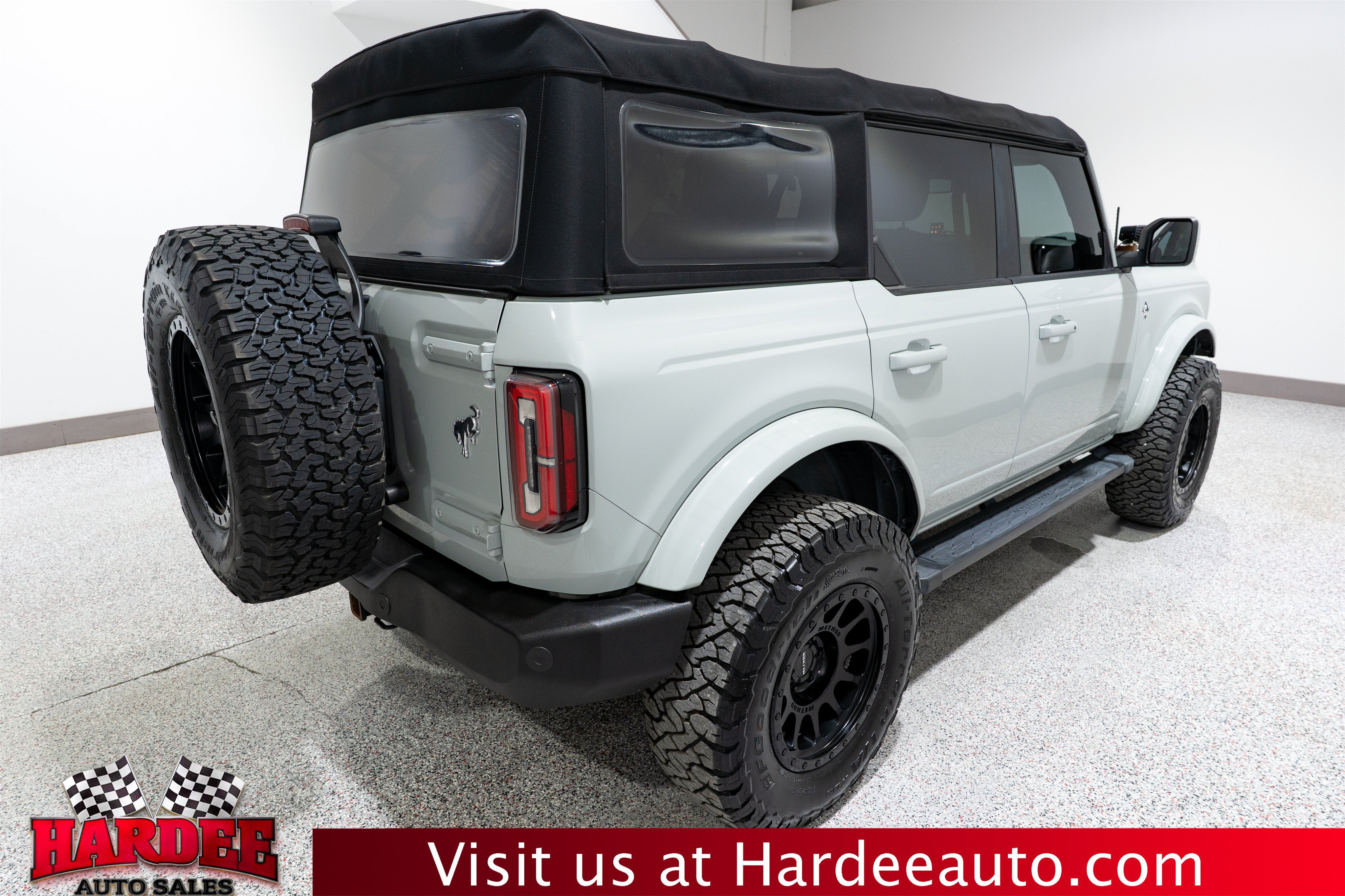 2023 Ford Bronco Outer Banks