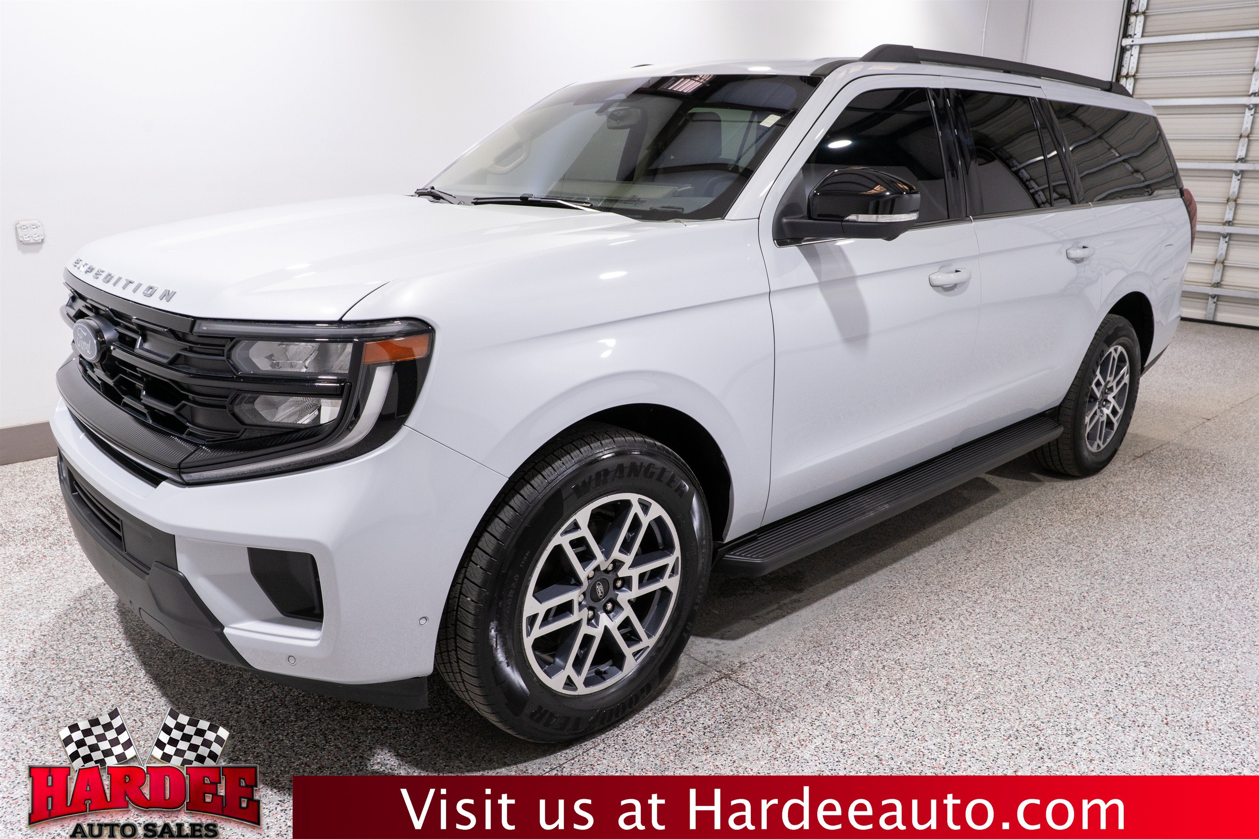 2025 Ford Expedition Max Active