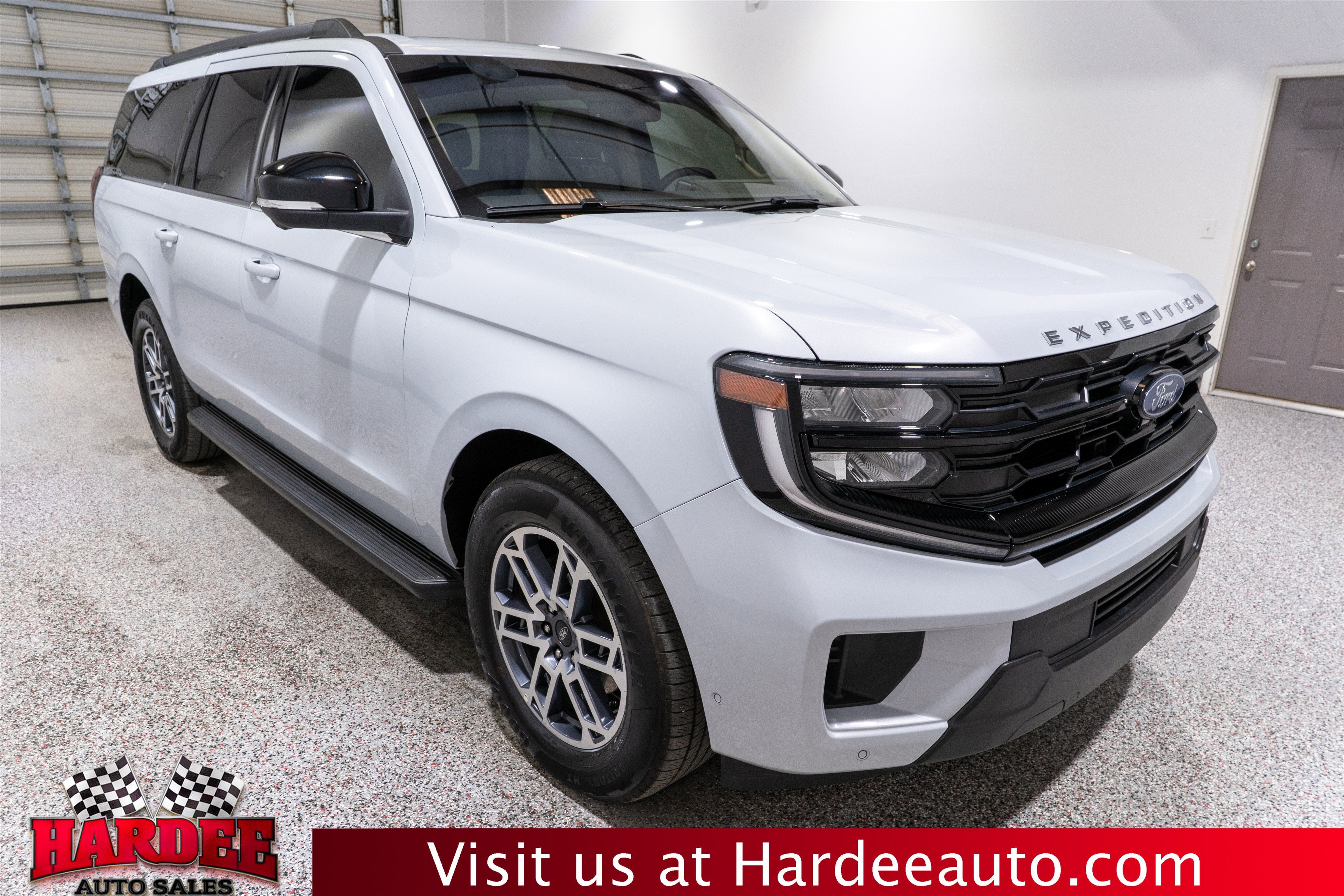 2025 Ford Expedition Max Active
