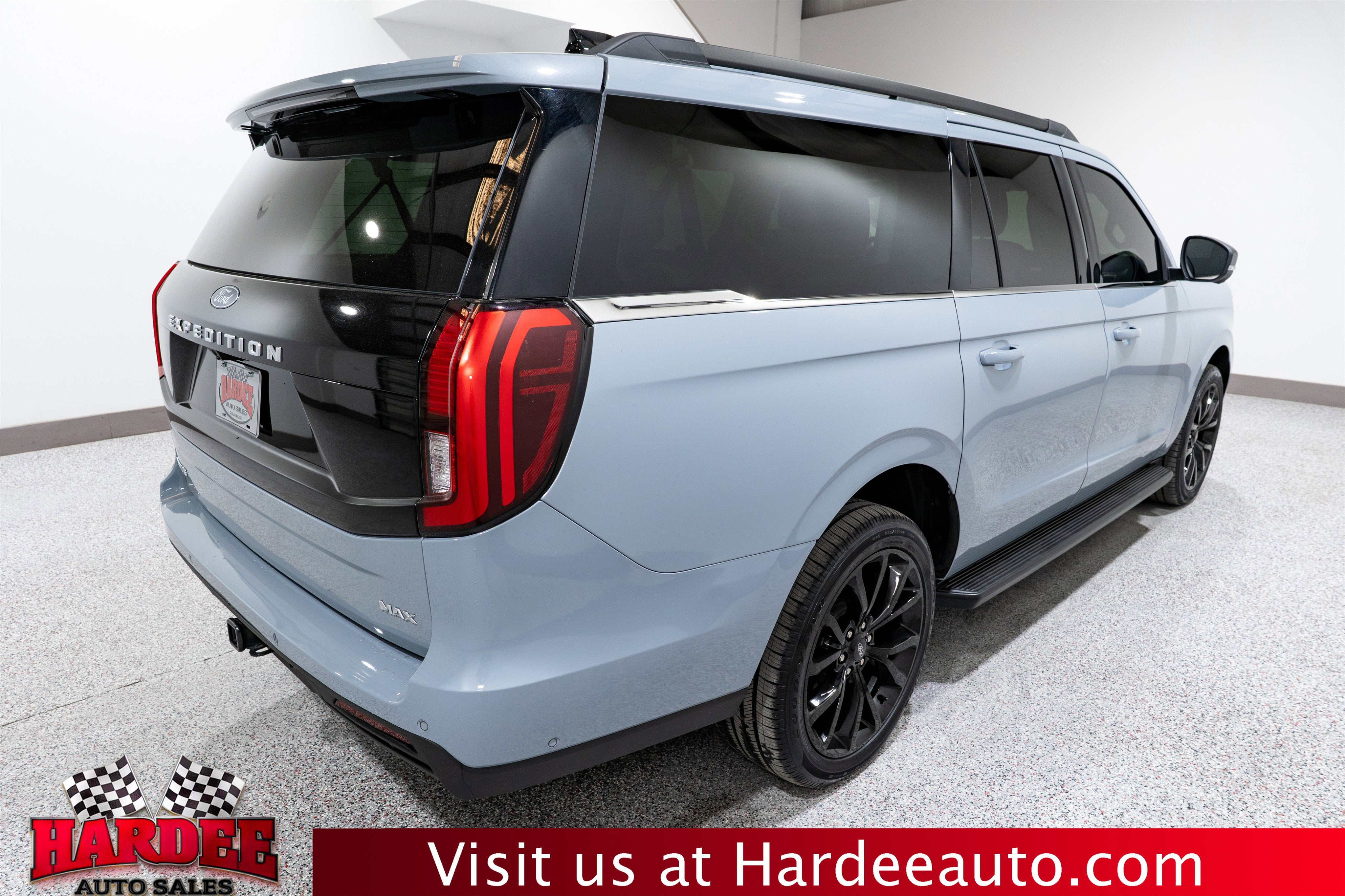 2025 Ford Expedition Max Active