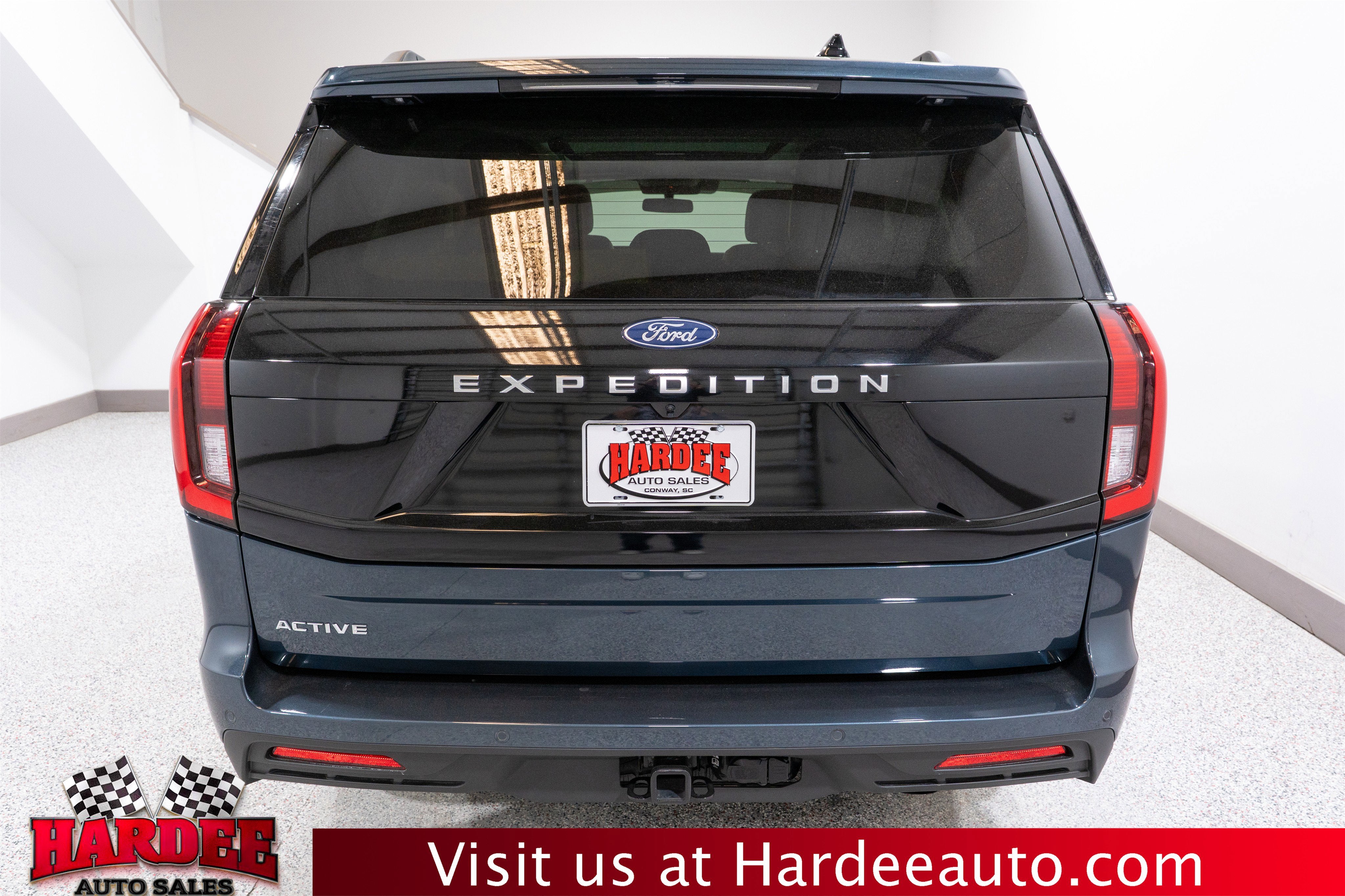 2025 Ford Expedition Active