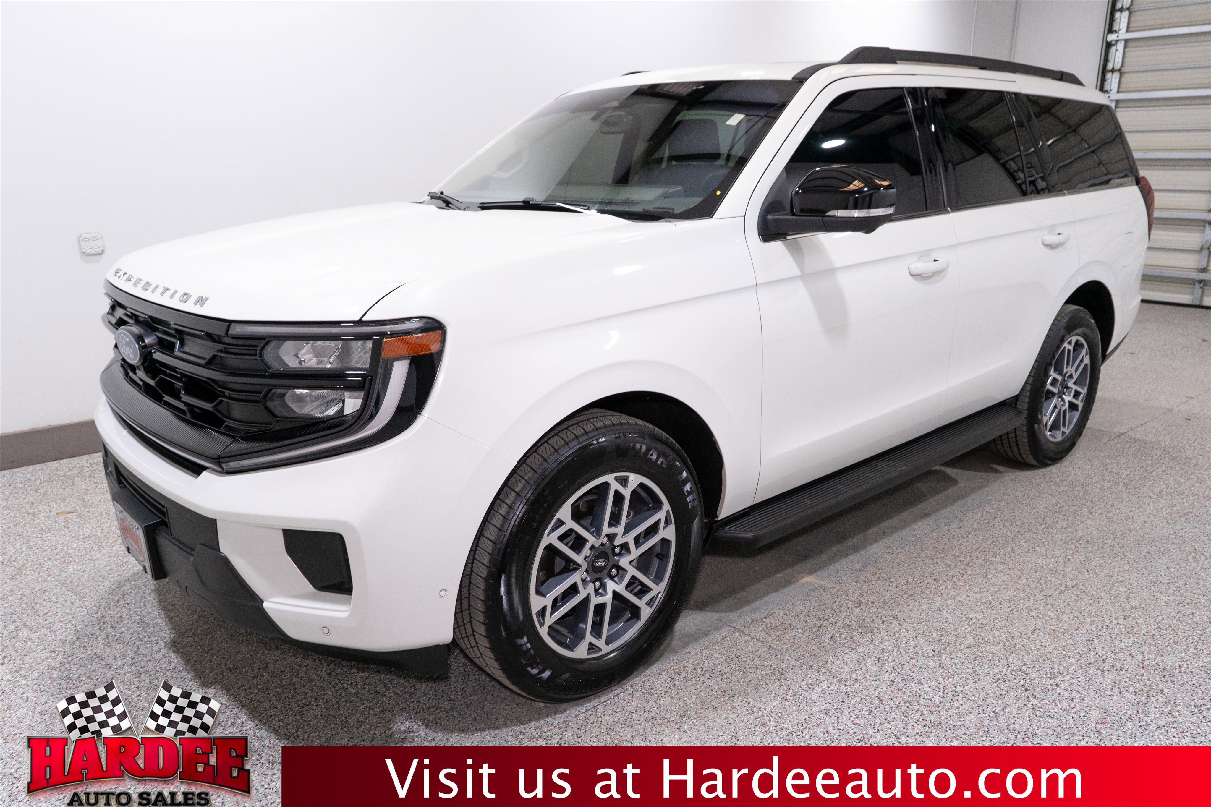 2025 Ford Expedition Active