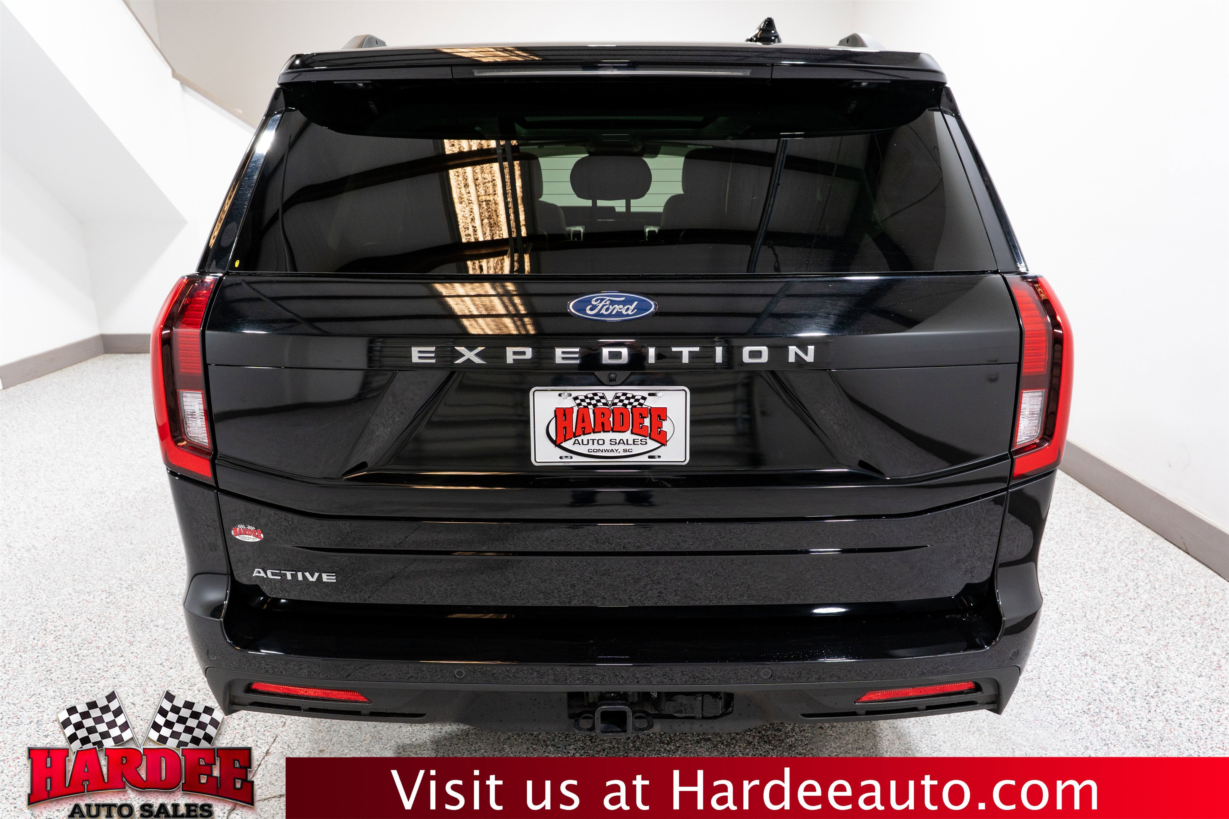 2025 Ford Expedition Active