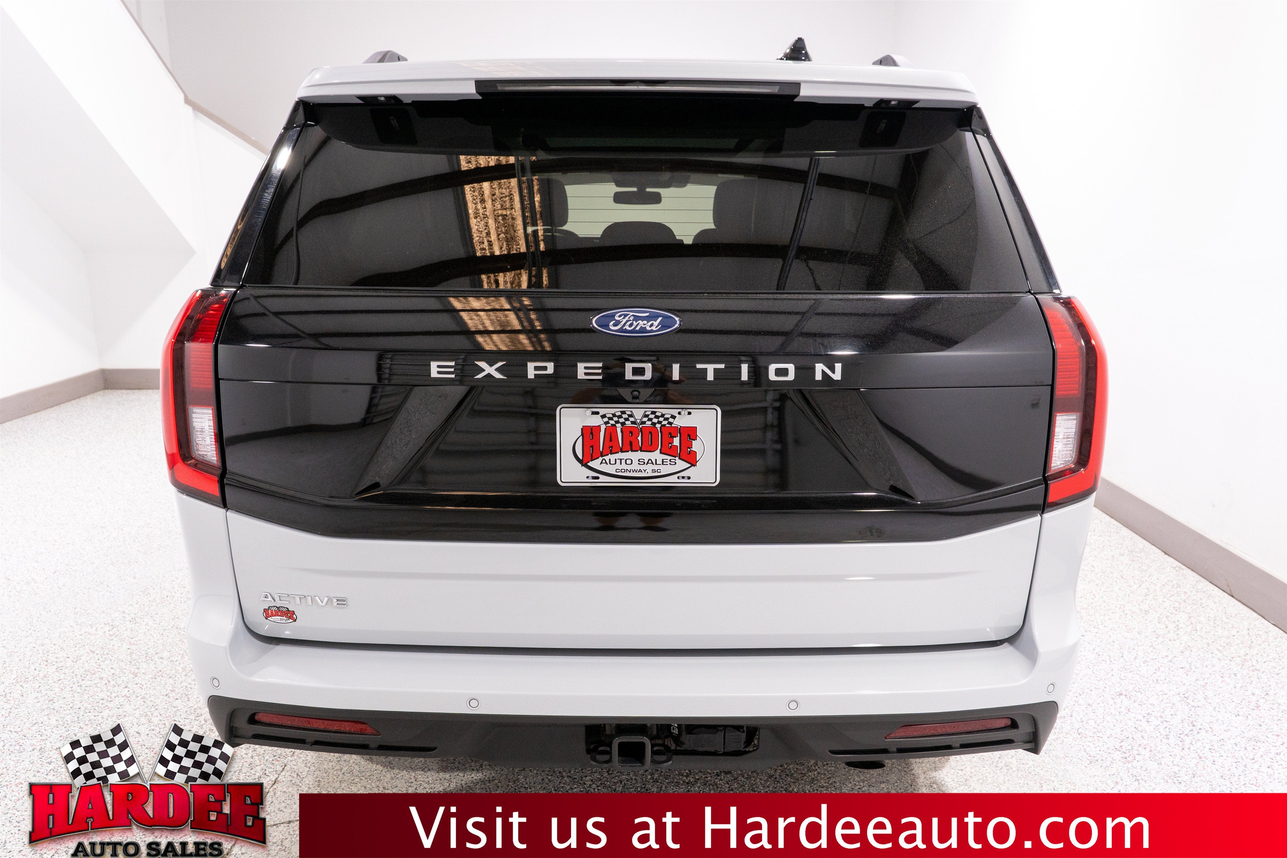 2025 Ford Expedition Active