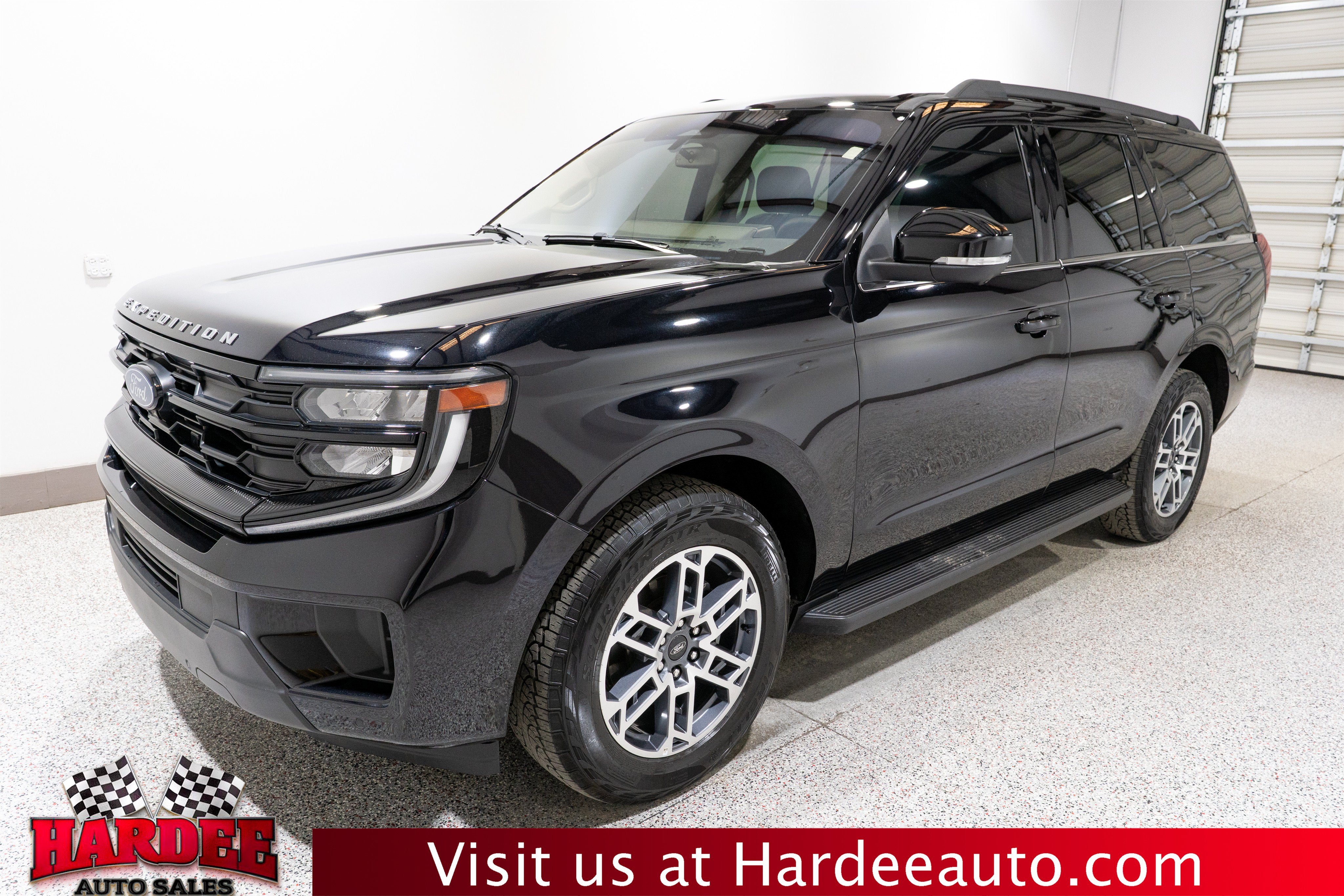 2025 Ford Expedition Active
