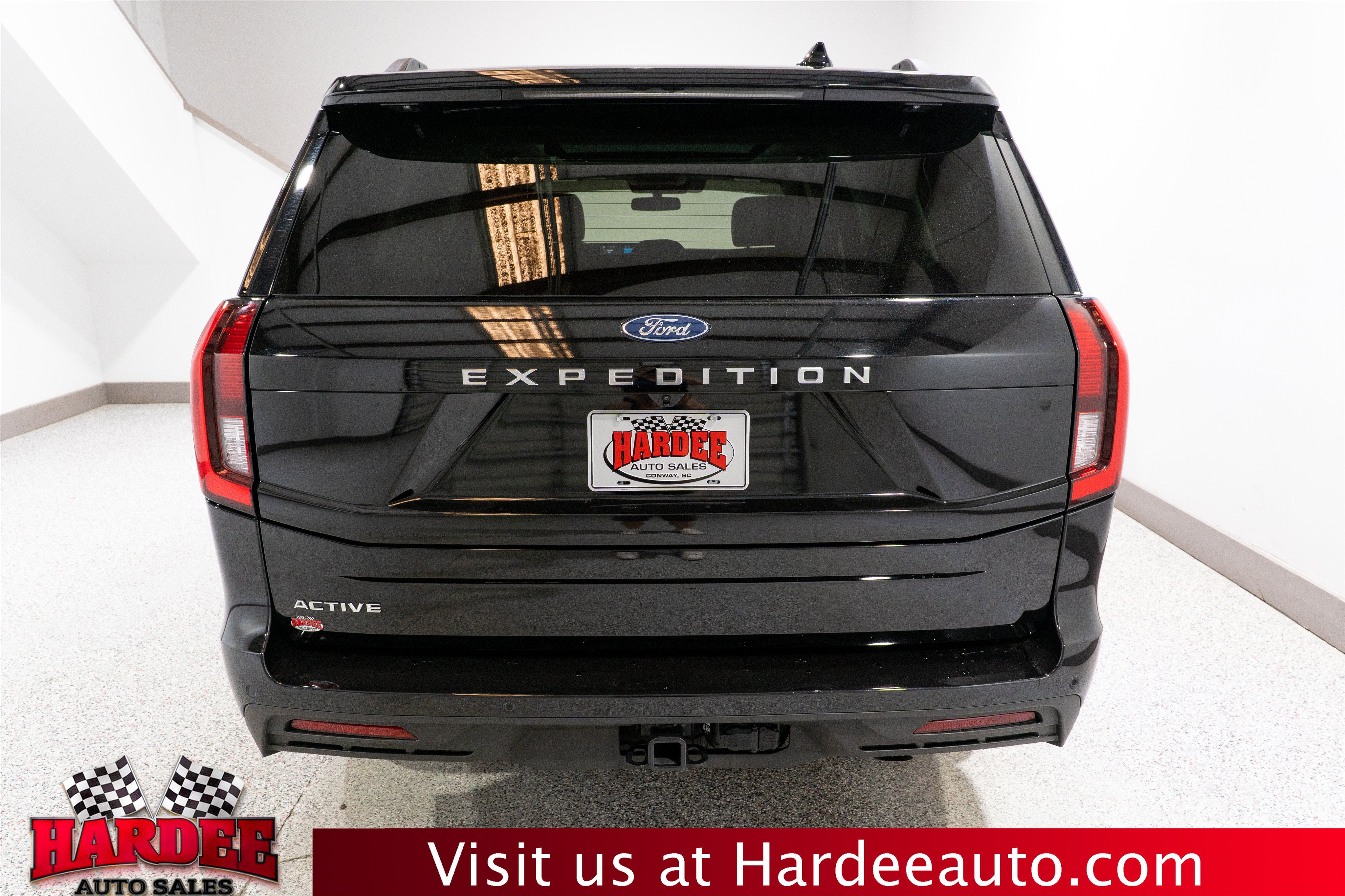 2025 Ford Expedition Active