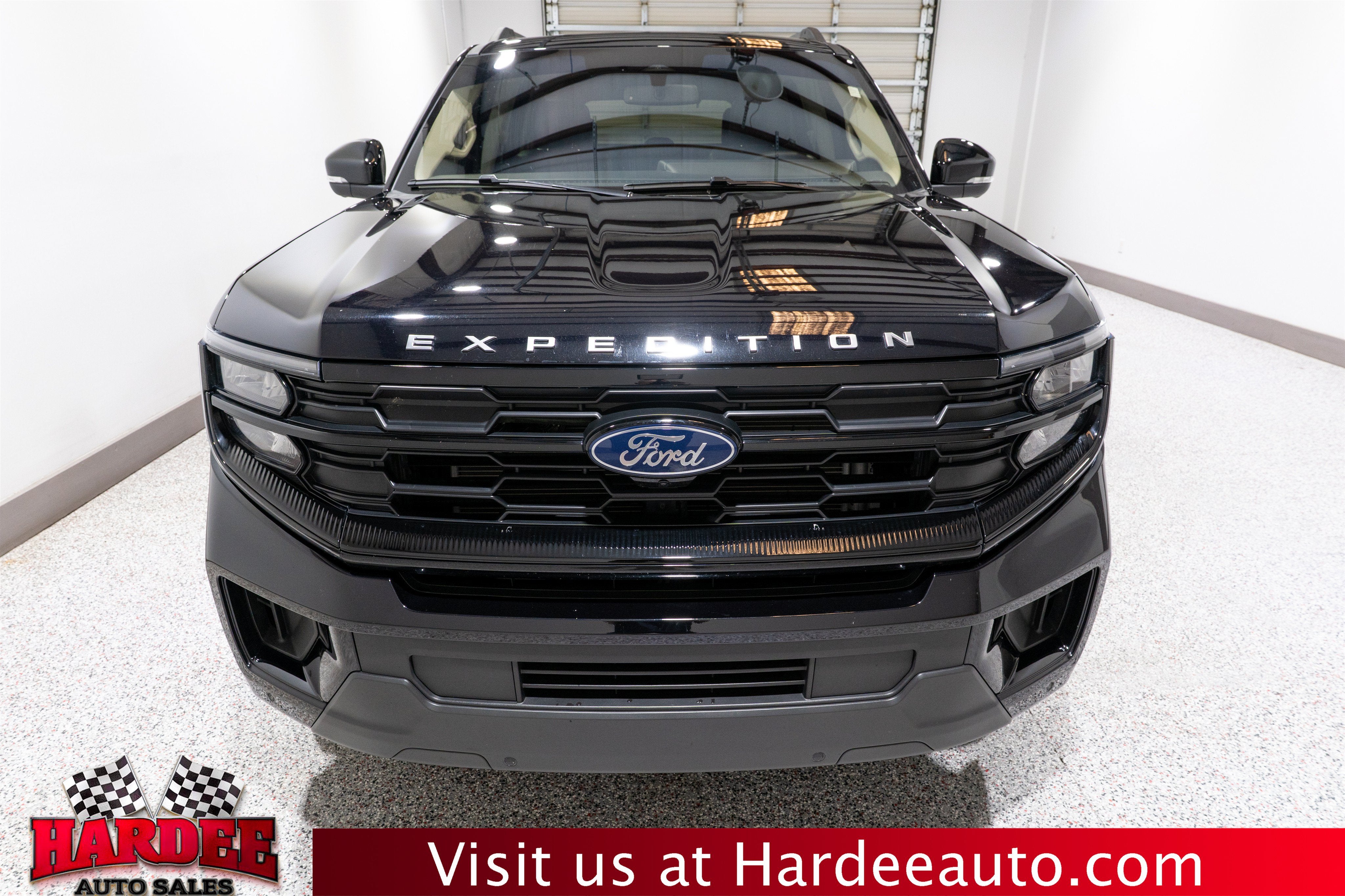 2025 Ford Expedition Active