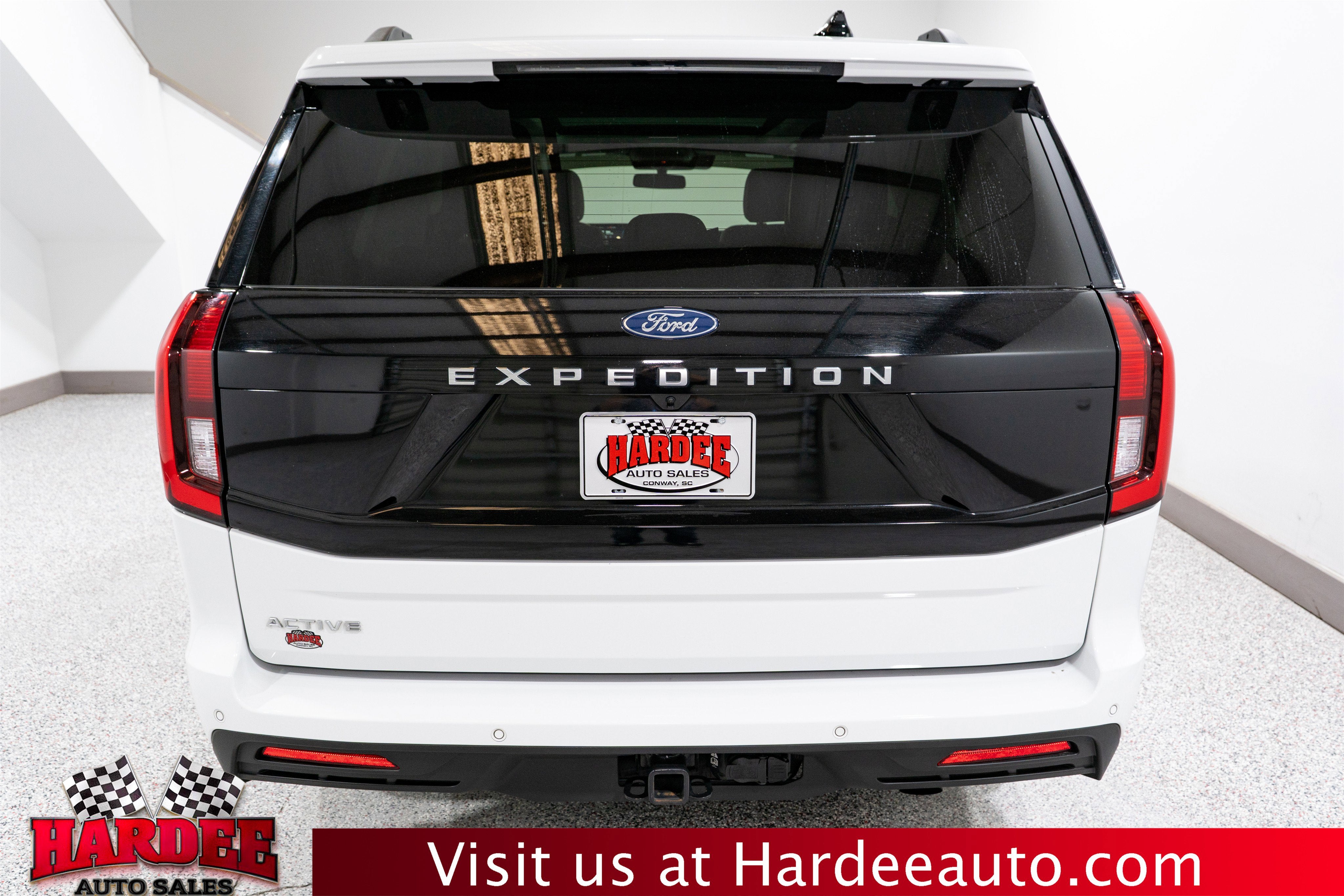 2025 Ford Expedition Active