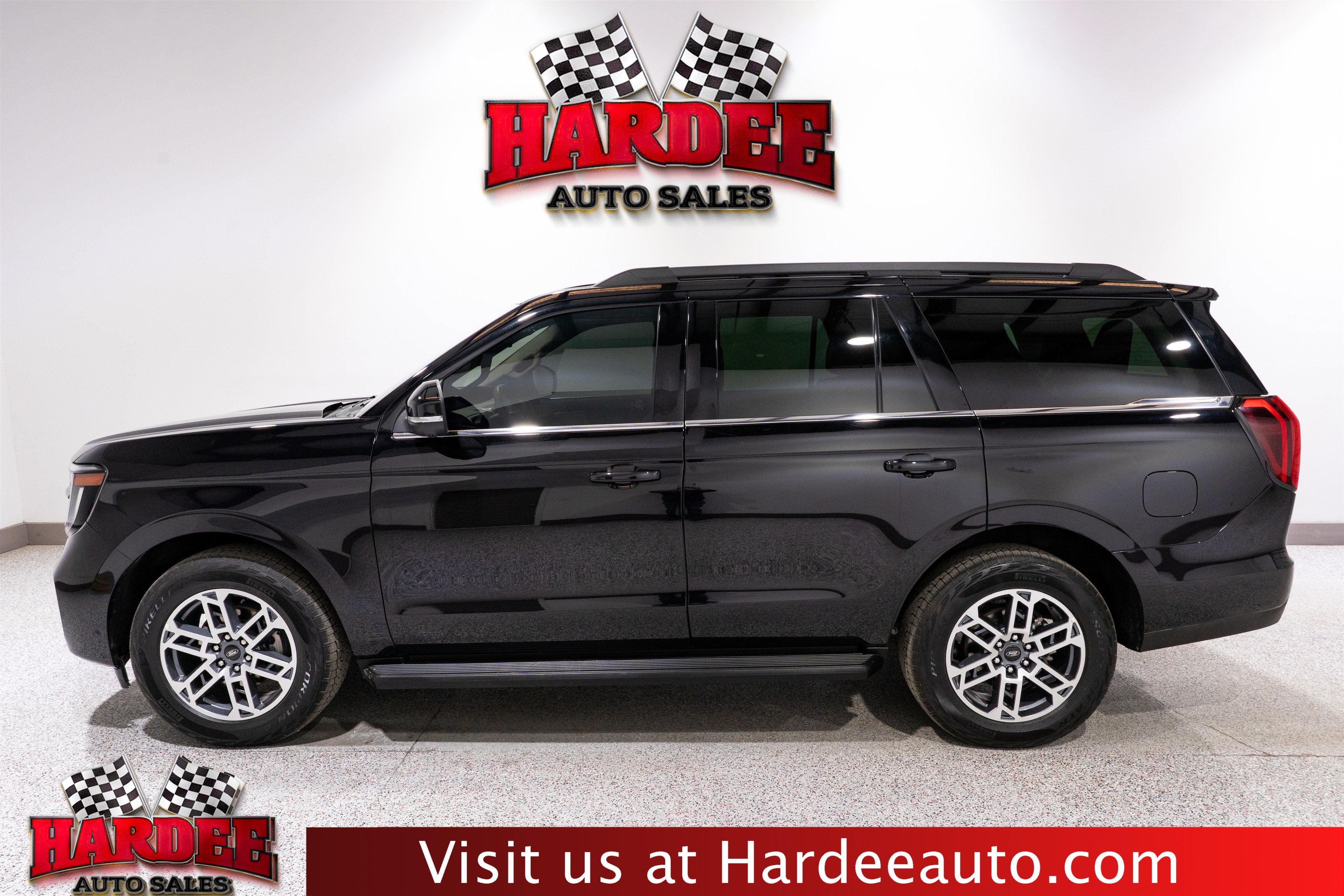 2025 Ford Expedition Active