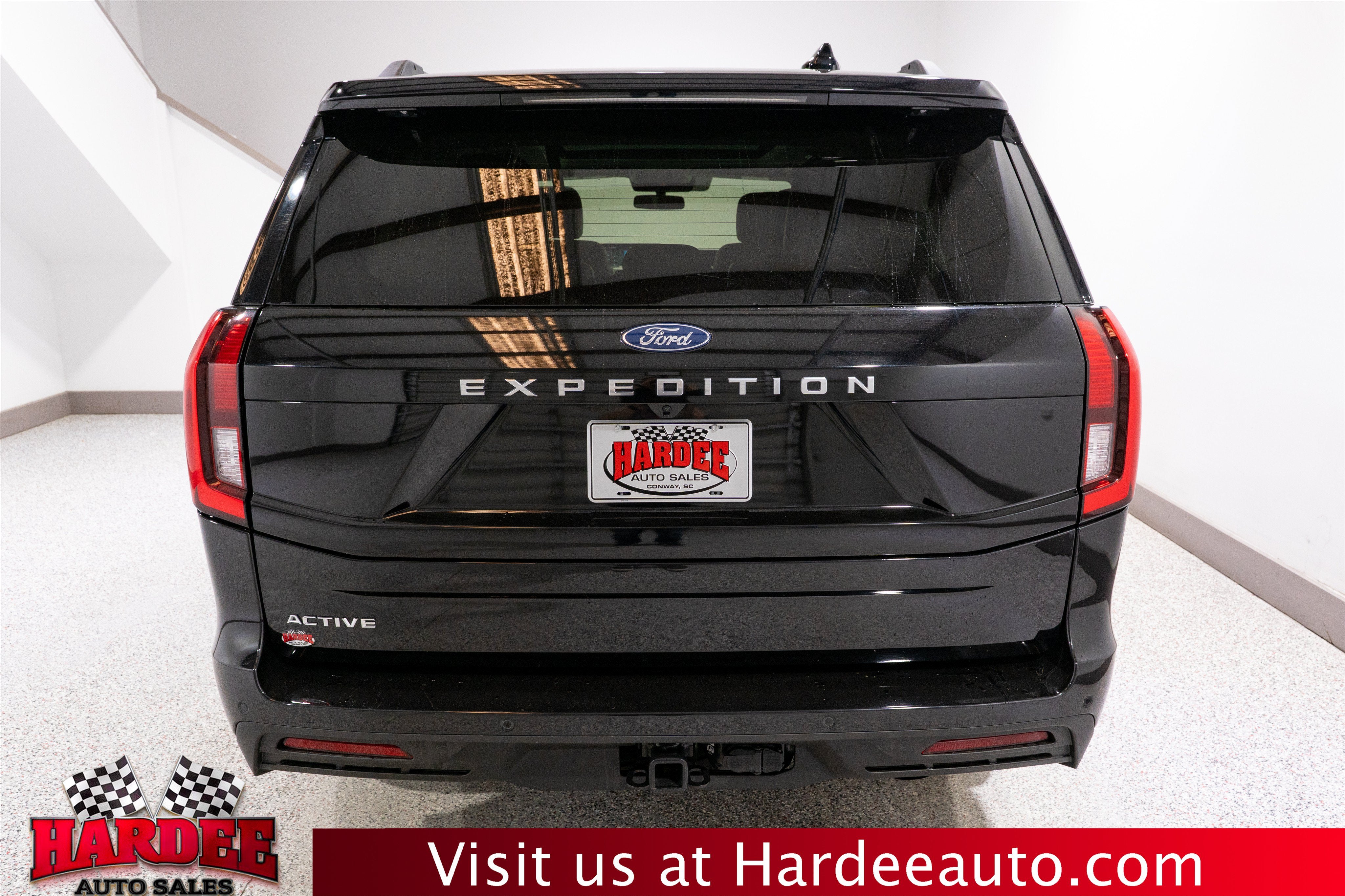2025 Ford Expedition Active