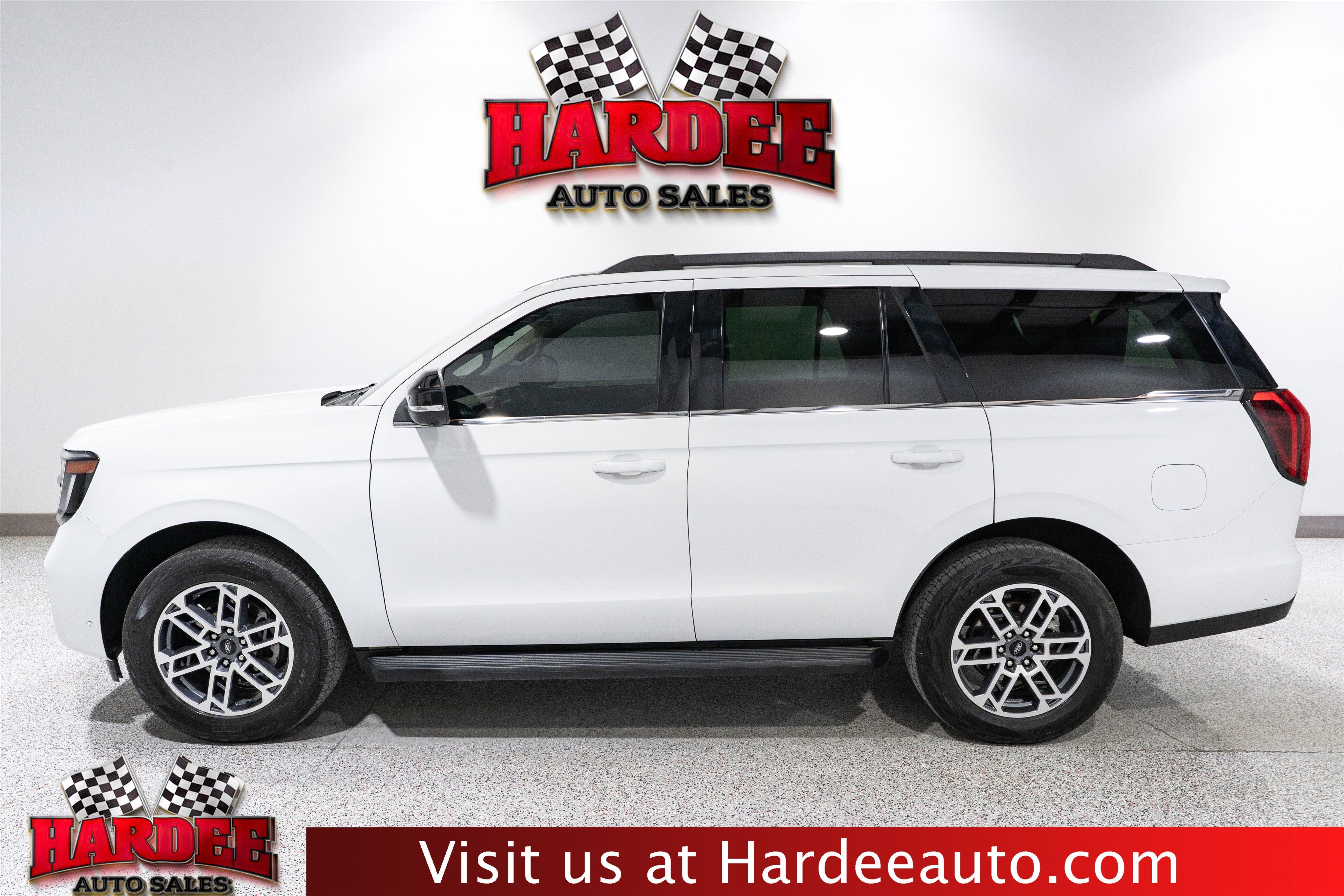 2025 Ford Expedition Active