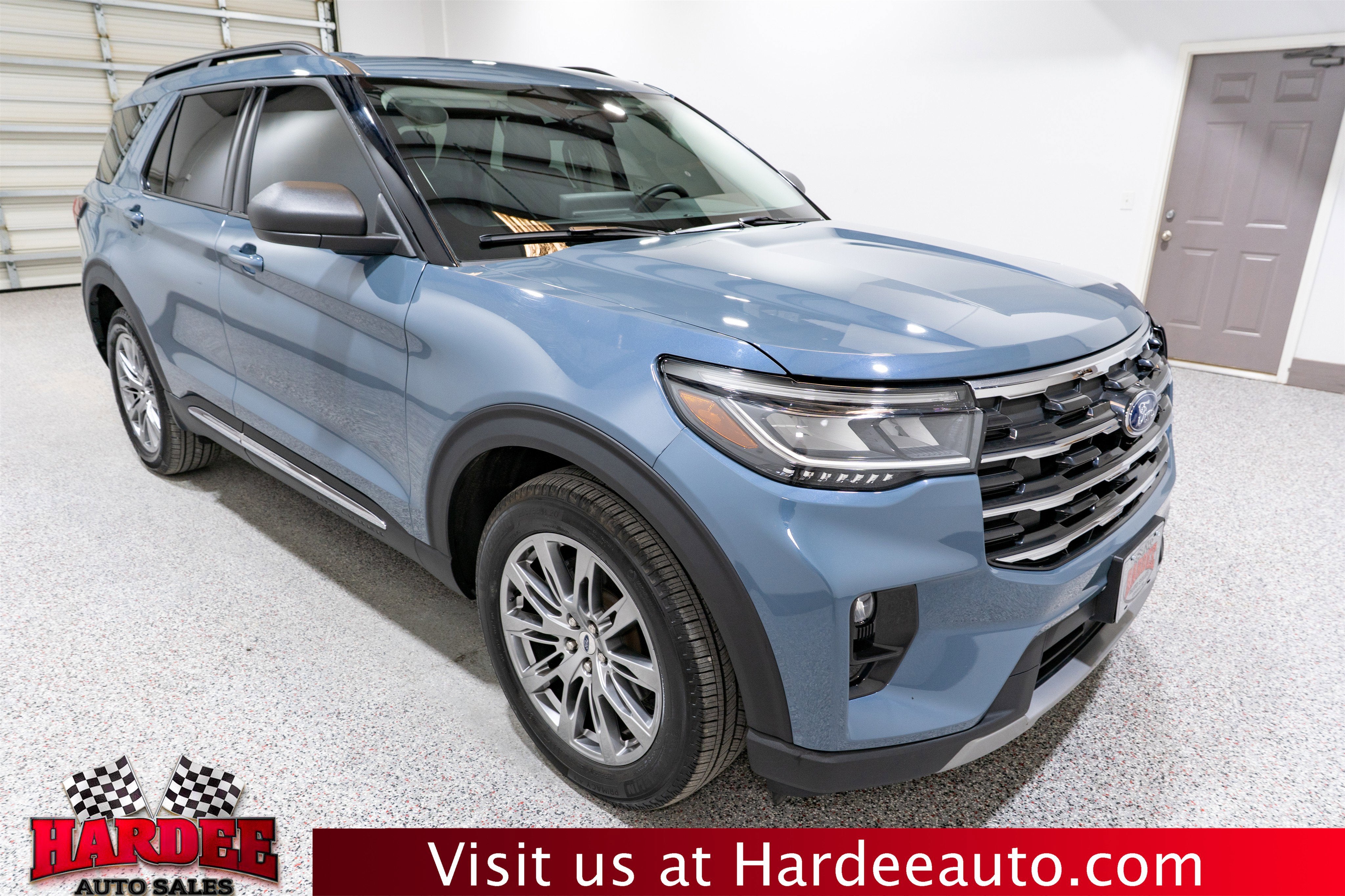 2025 Ford Explorer Active