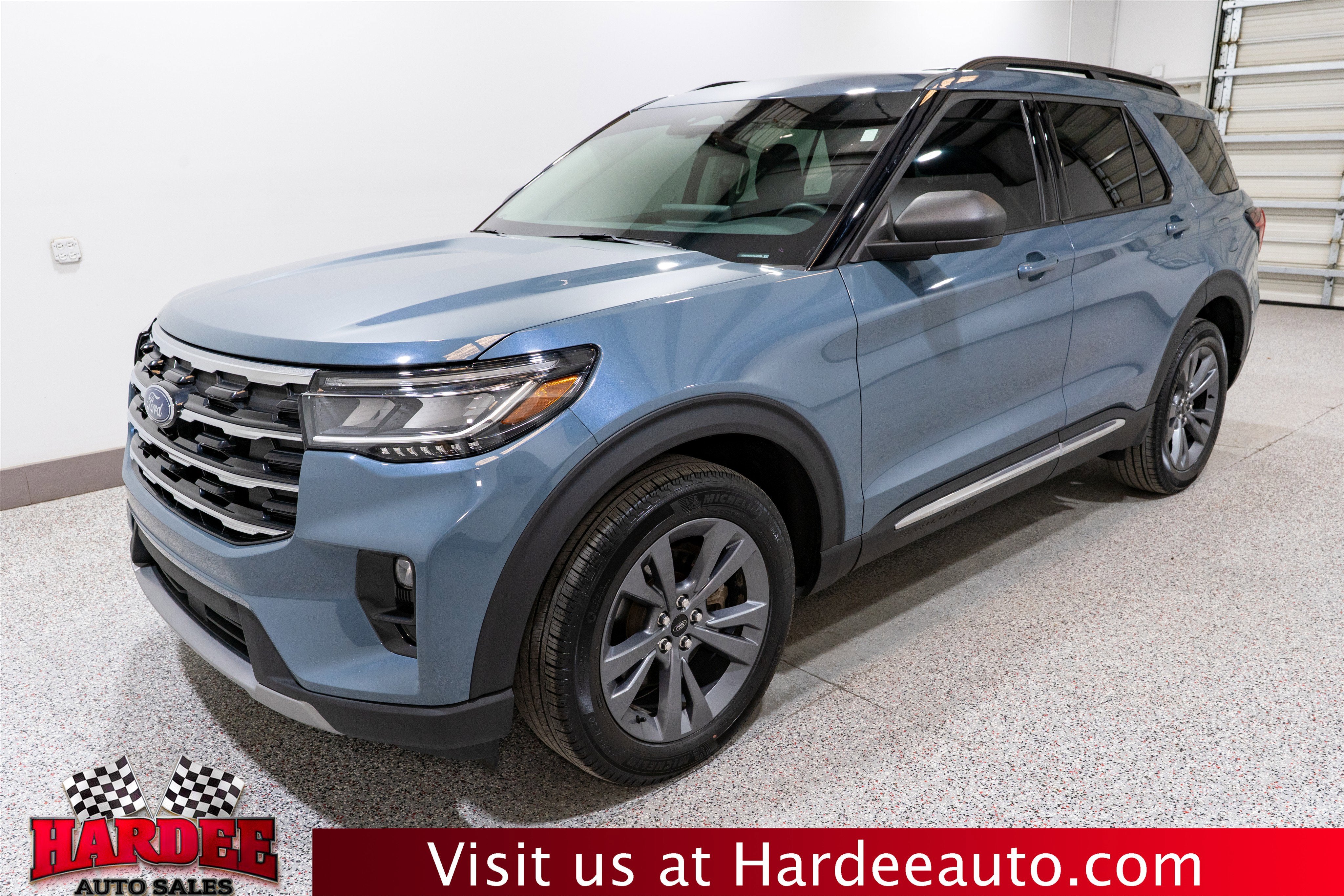 2025 Ford Explorer Active