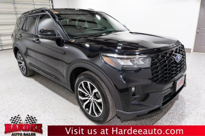 2025 Ford Explorer ST-Line