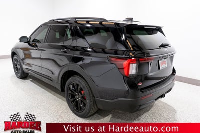 2025 Ford Explorer ST-Line