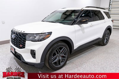 2025 Ford Explorer ST