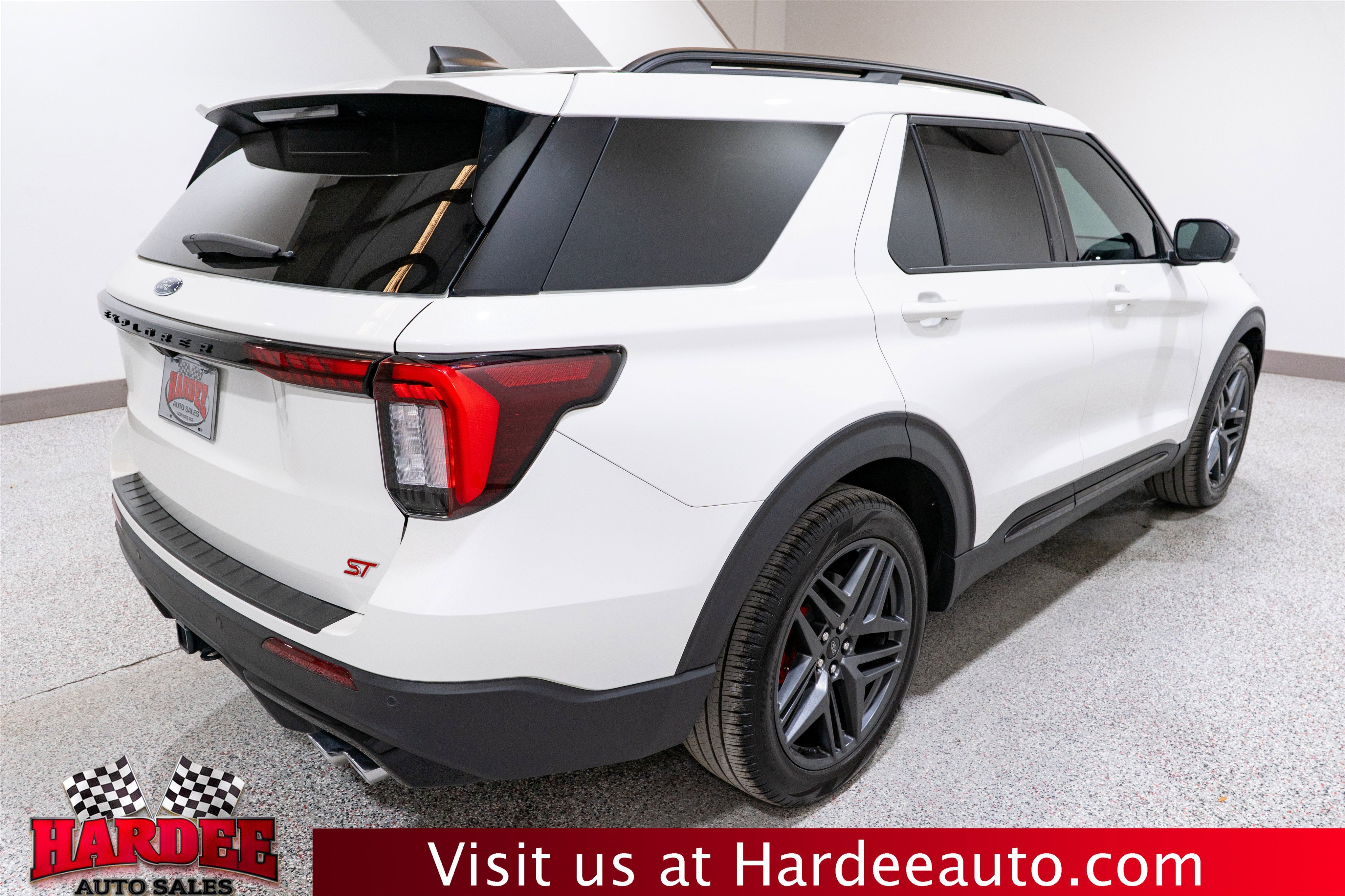 2025 Ford Explorer ST