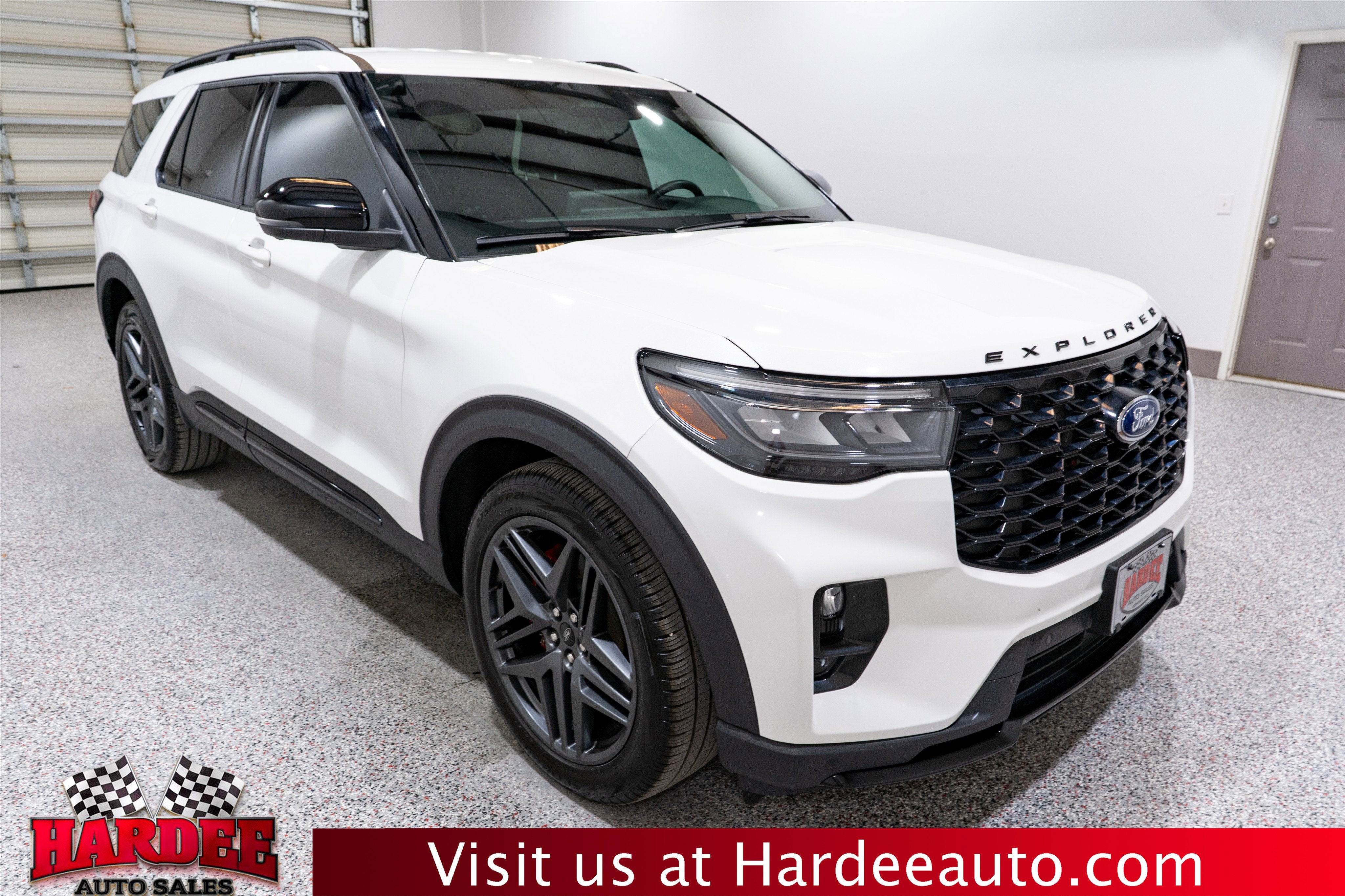 2025 Ford Explorer ST