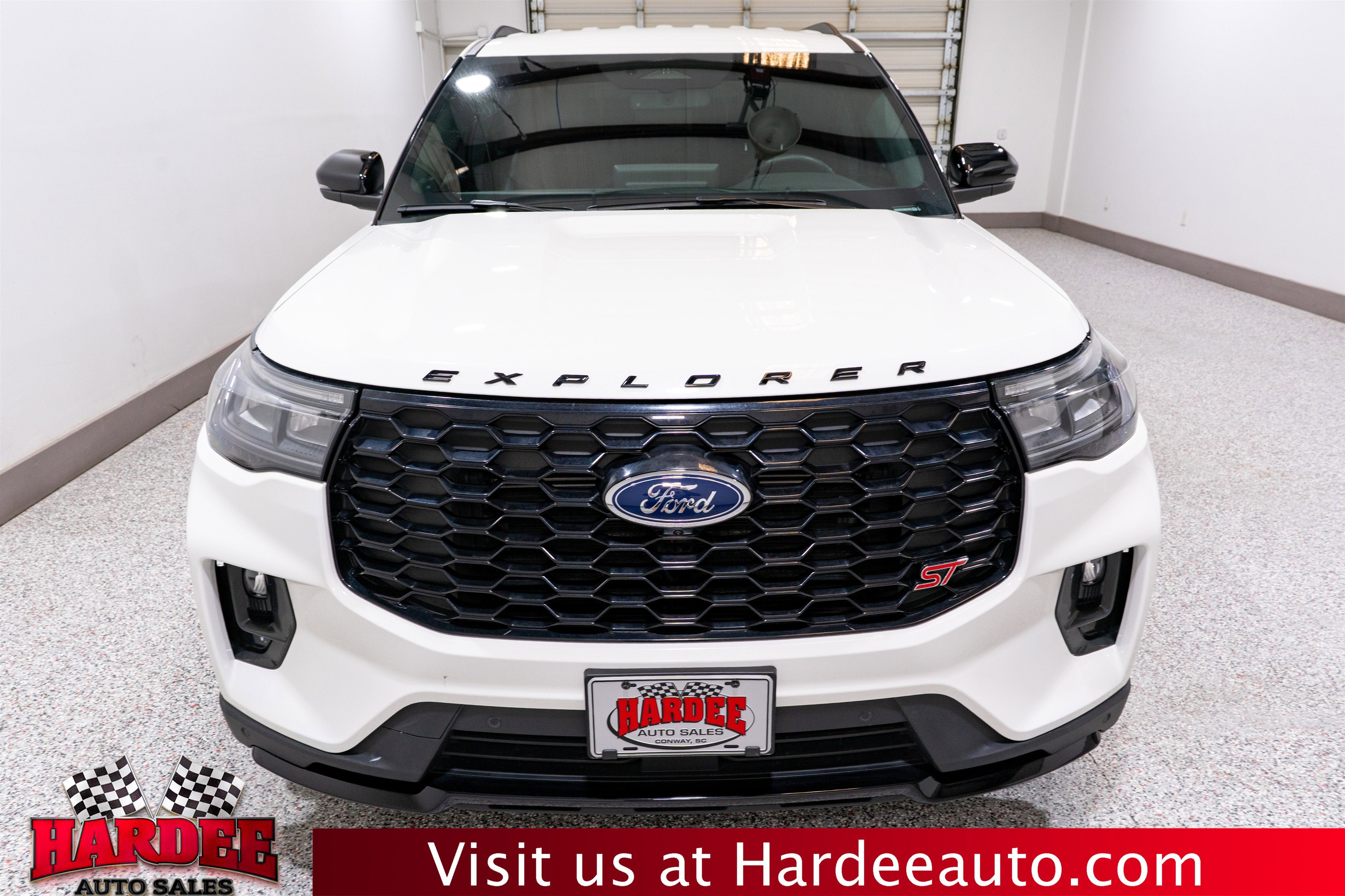 2025 Ford Explorer ST