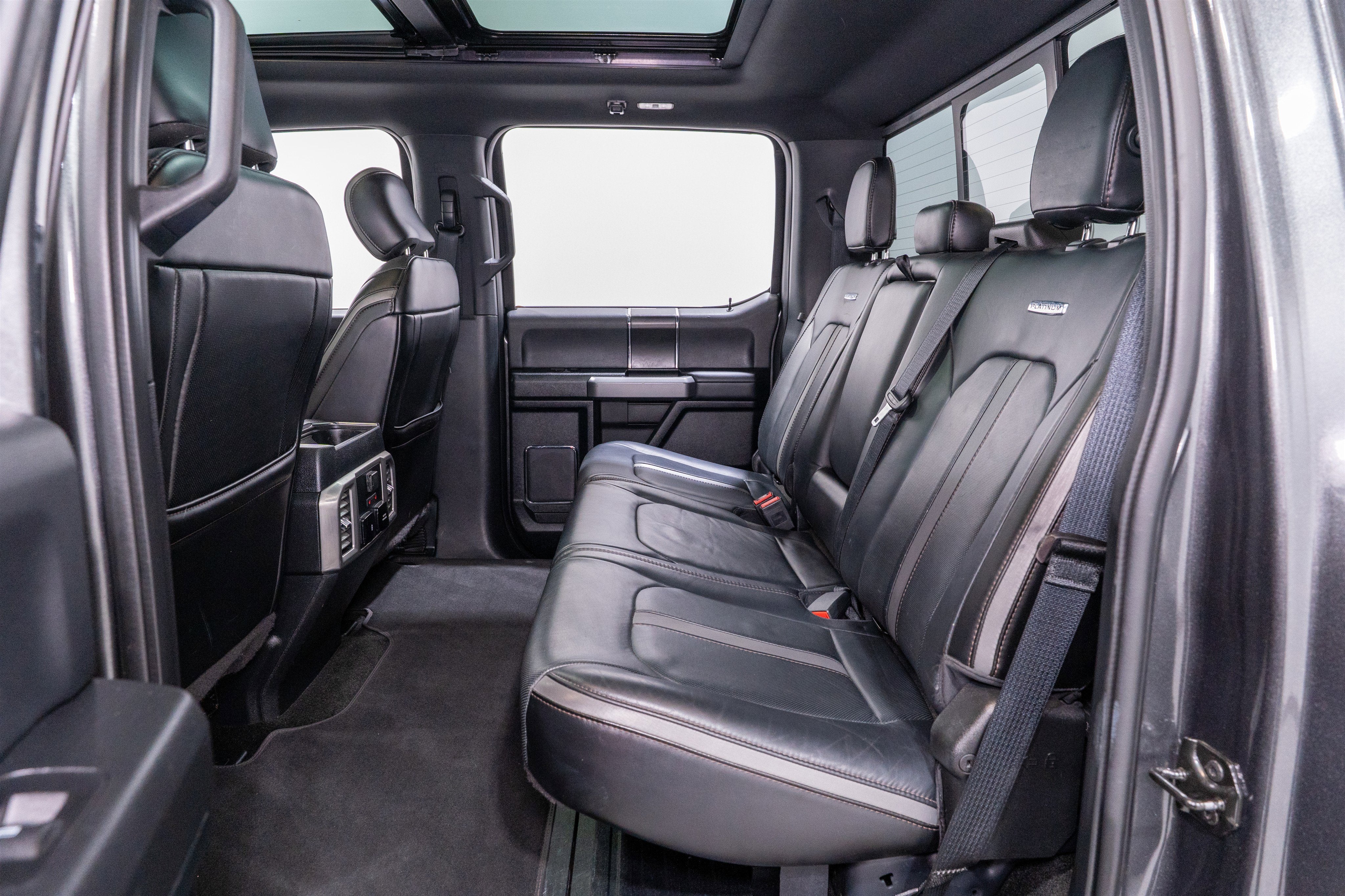 2018 Ford Super Duty F-250 SRW Platinum