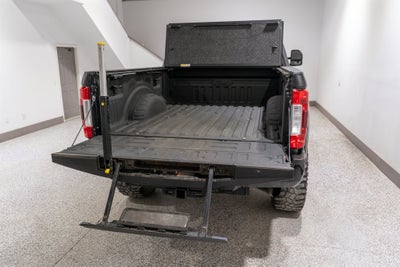 2018 Ford Super Duty F-250 SRW Black Widow