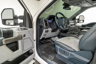 2022 Ford Super Duty F-250 SRW Limited
