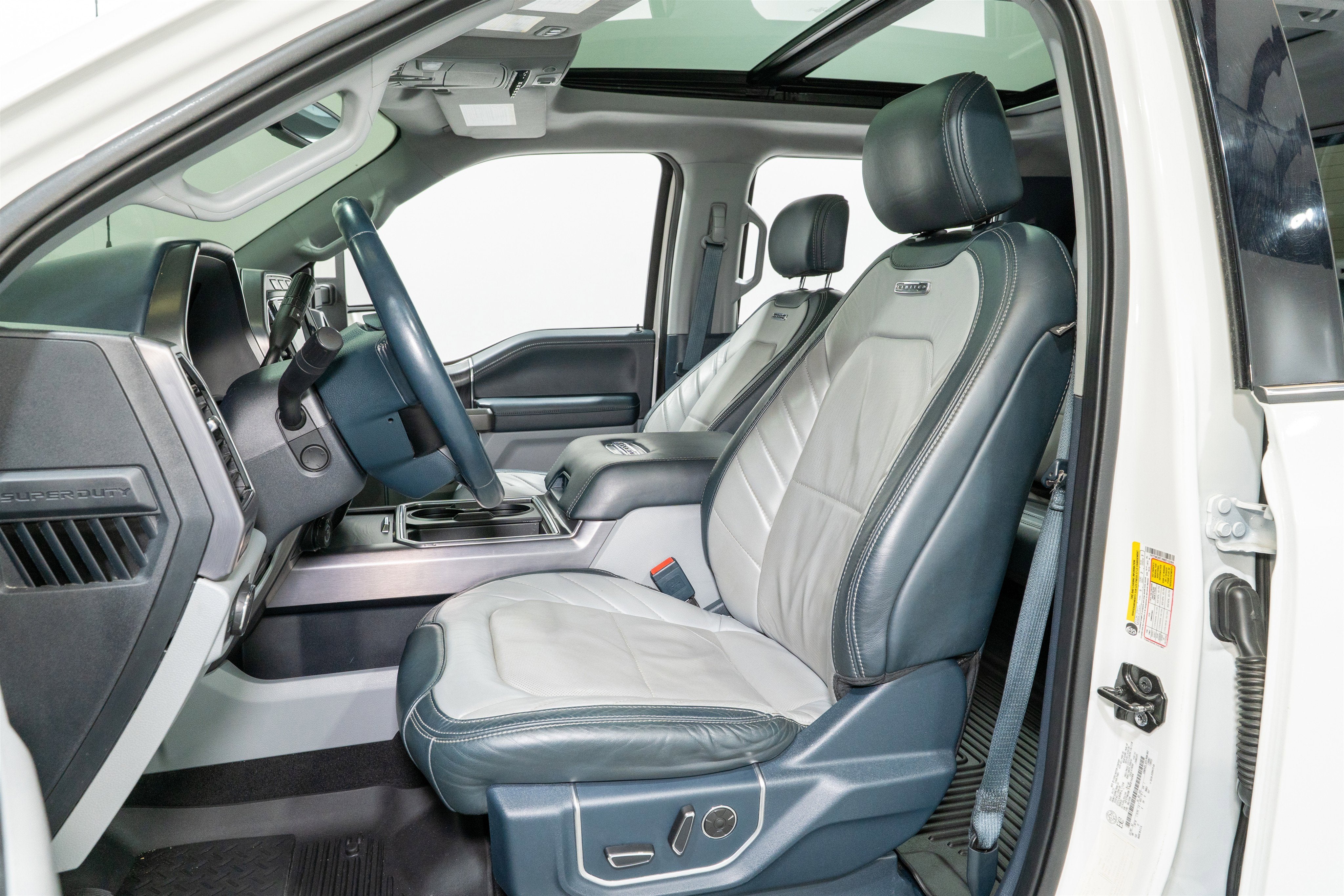 2022 Ford Super Duty F-250 SRW Limited