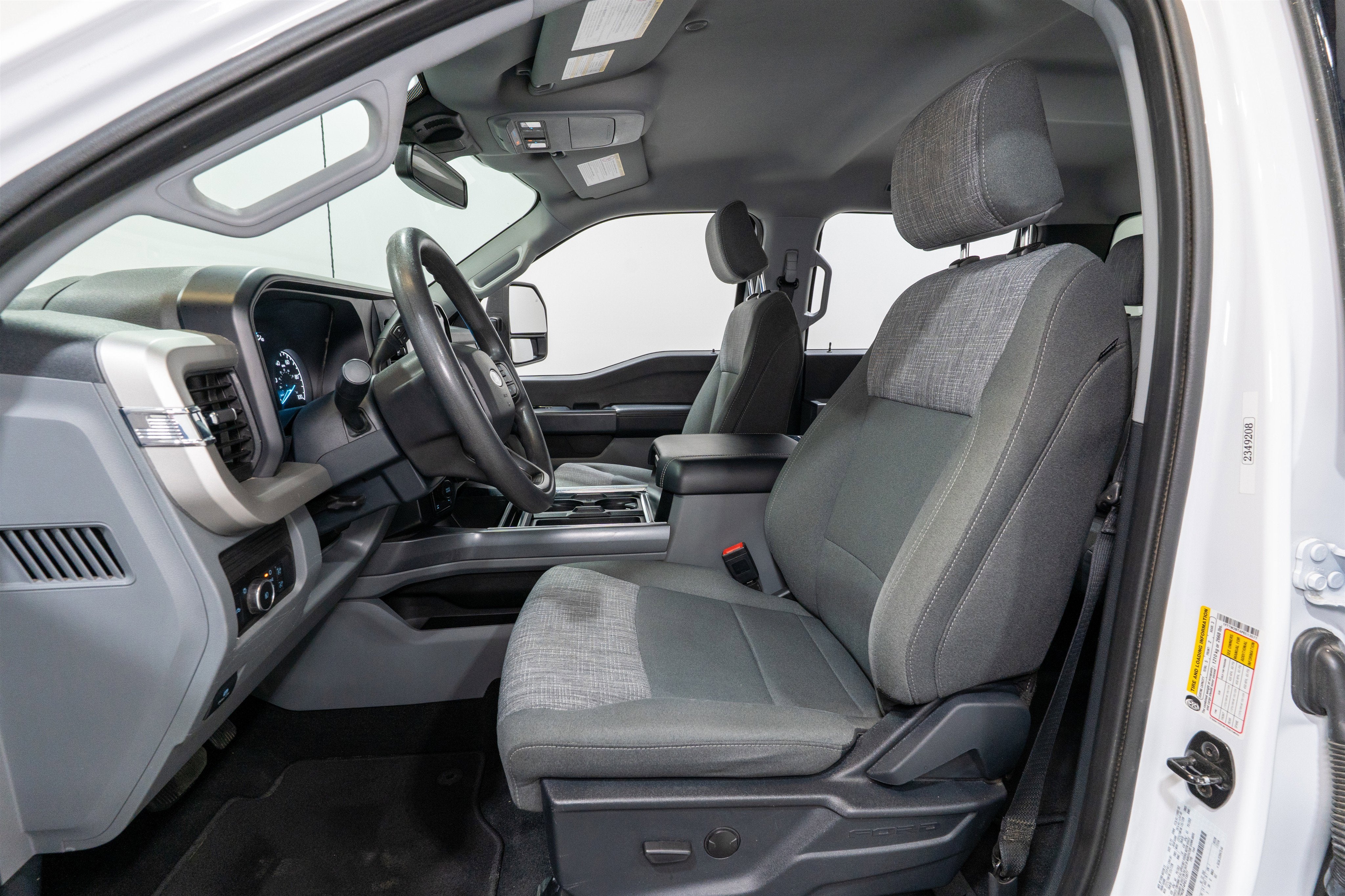 2023 Ford Super Duty F-250 SRW XLT