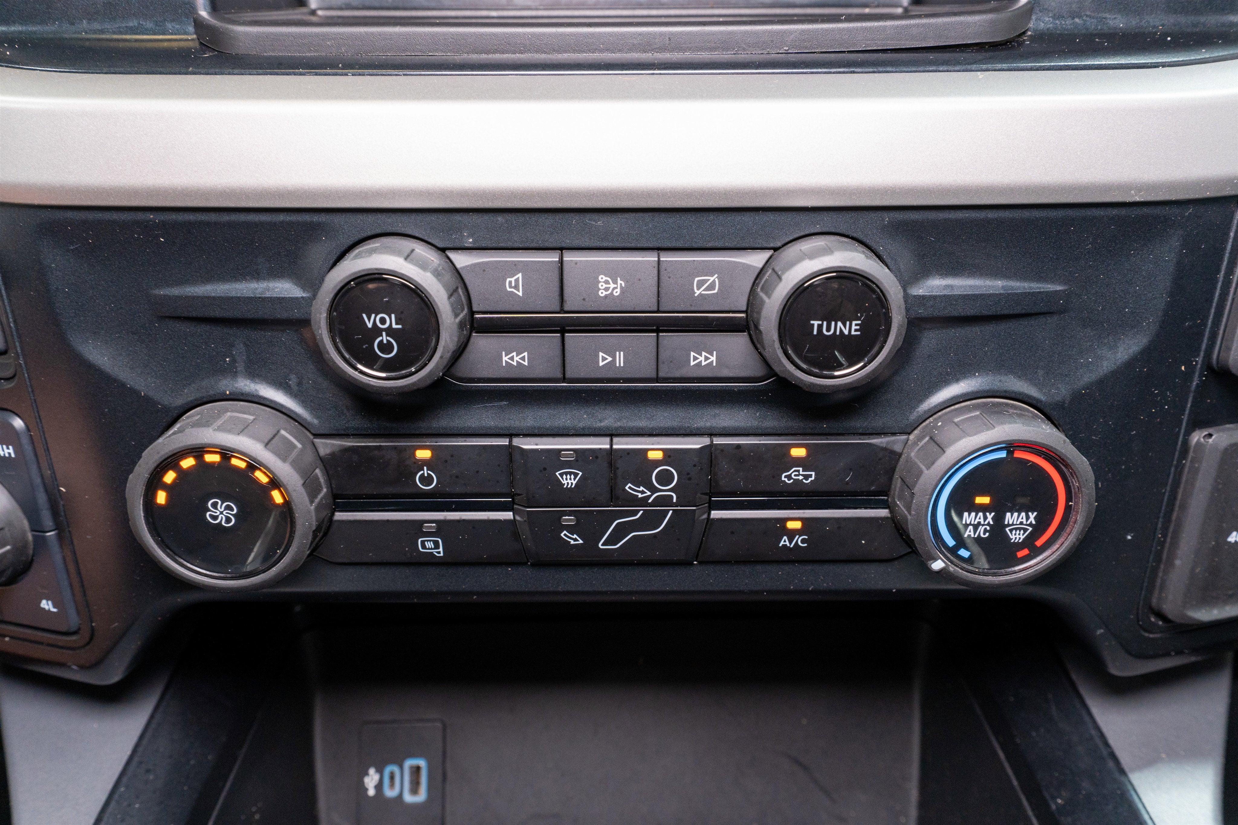 2023 Ford Super Duty F-250 SRW XLT