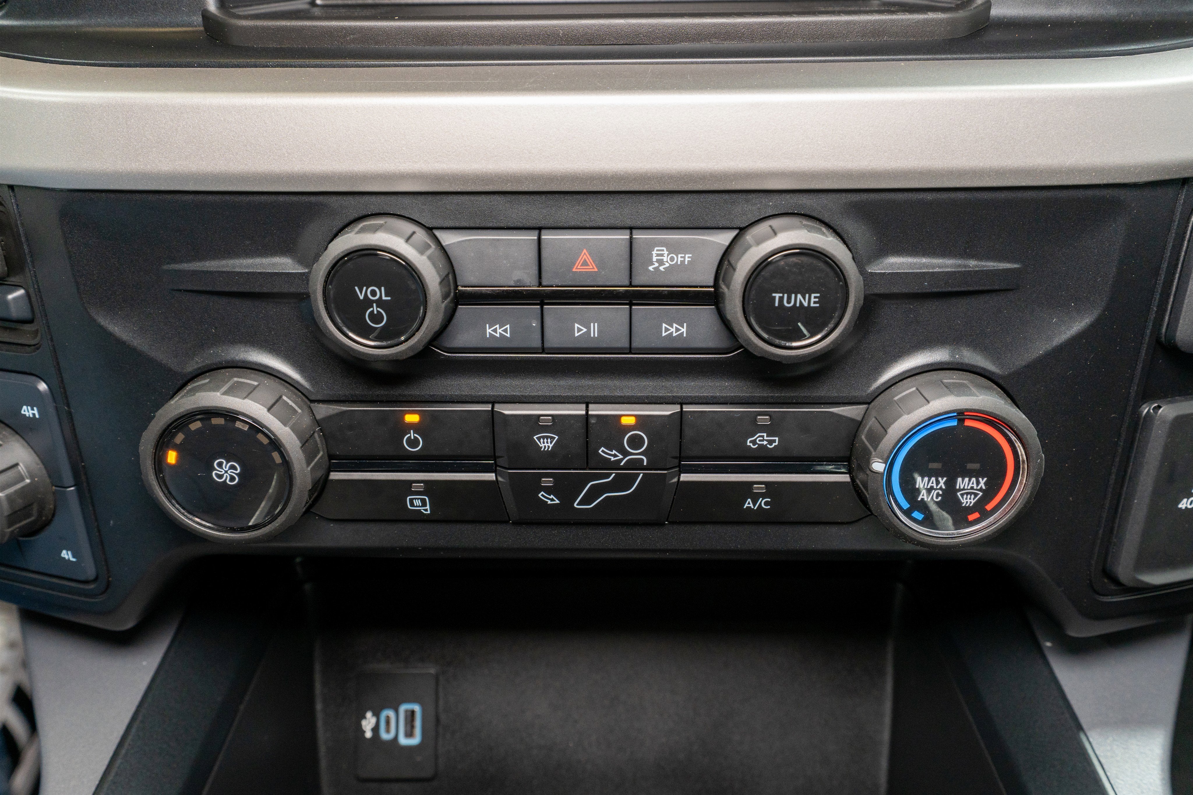 2025 Ford Super Duty F-250 SRW XLT