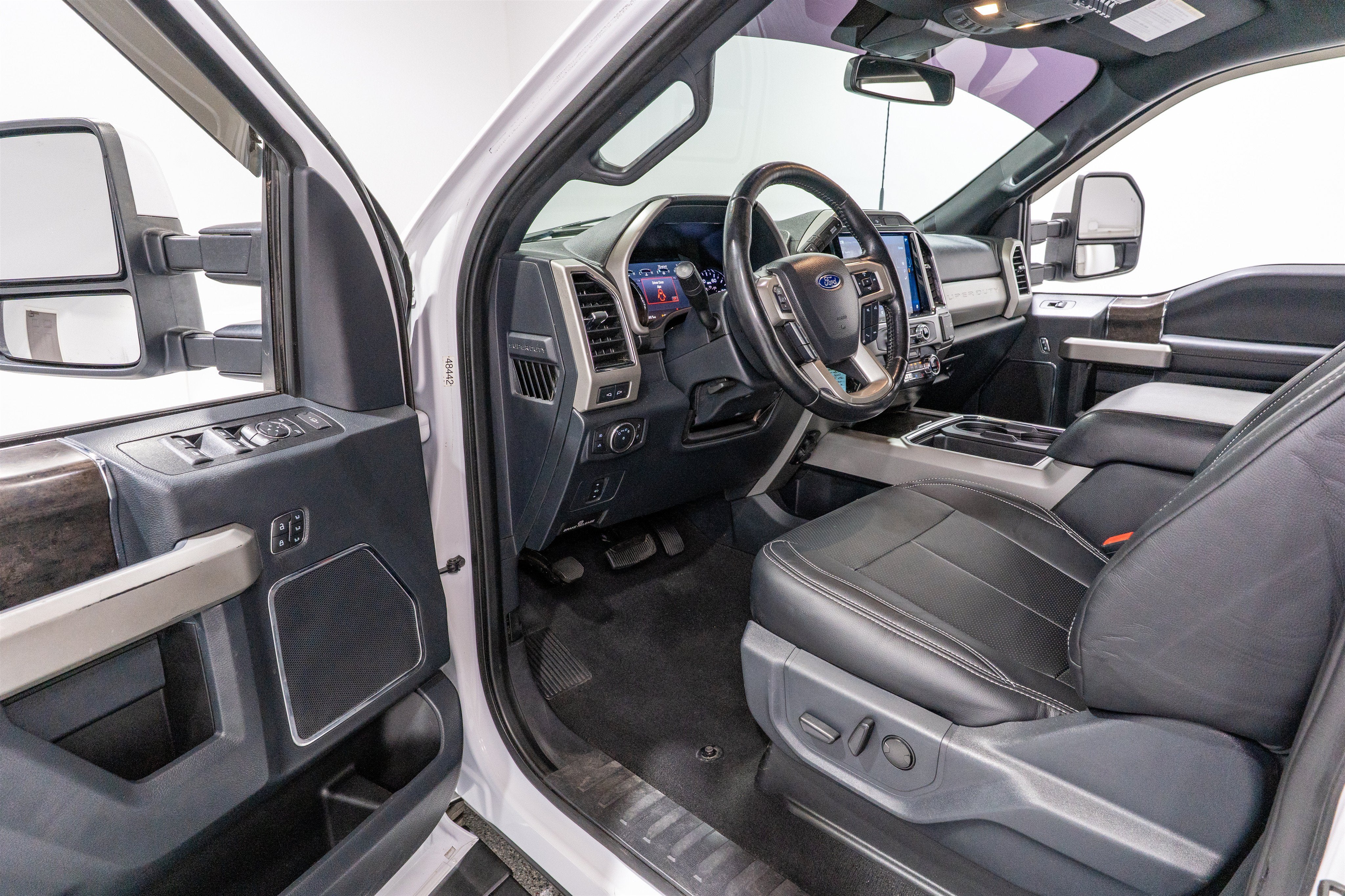 2022 Ford Super Duty F-250 SRW LARIAT