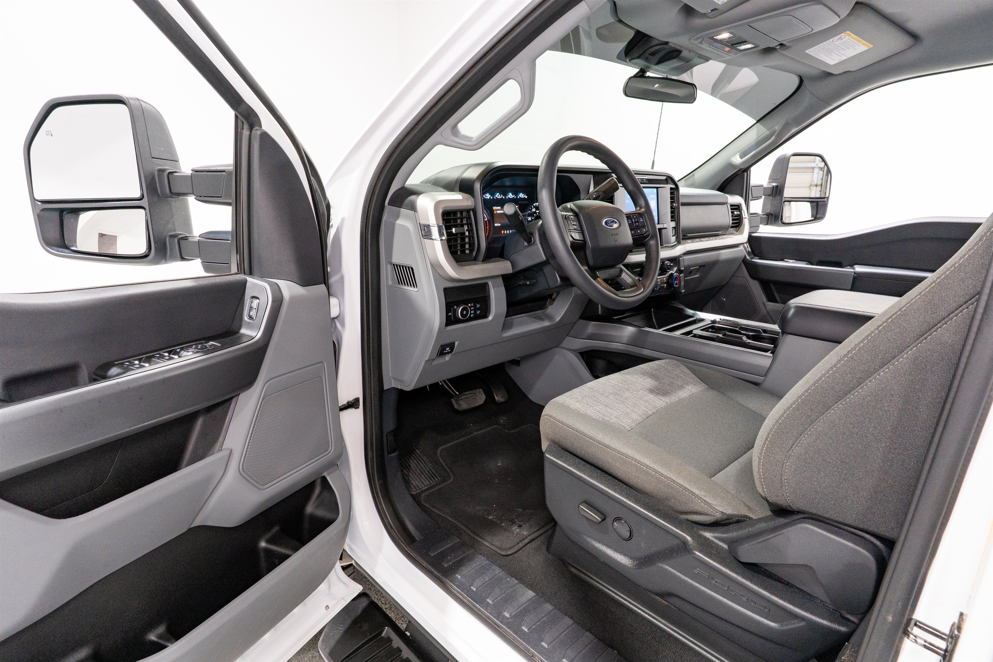 2025 Ford Super Duty F-250 SRW XLT
