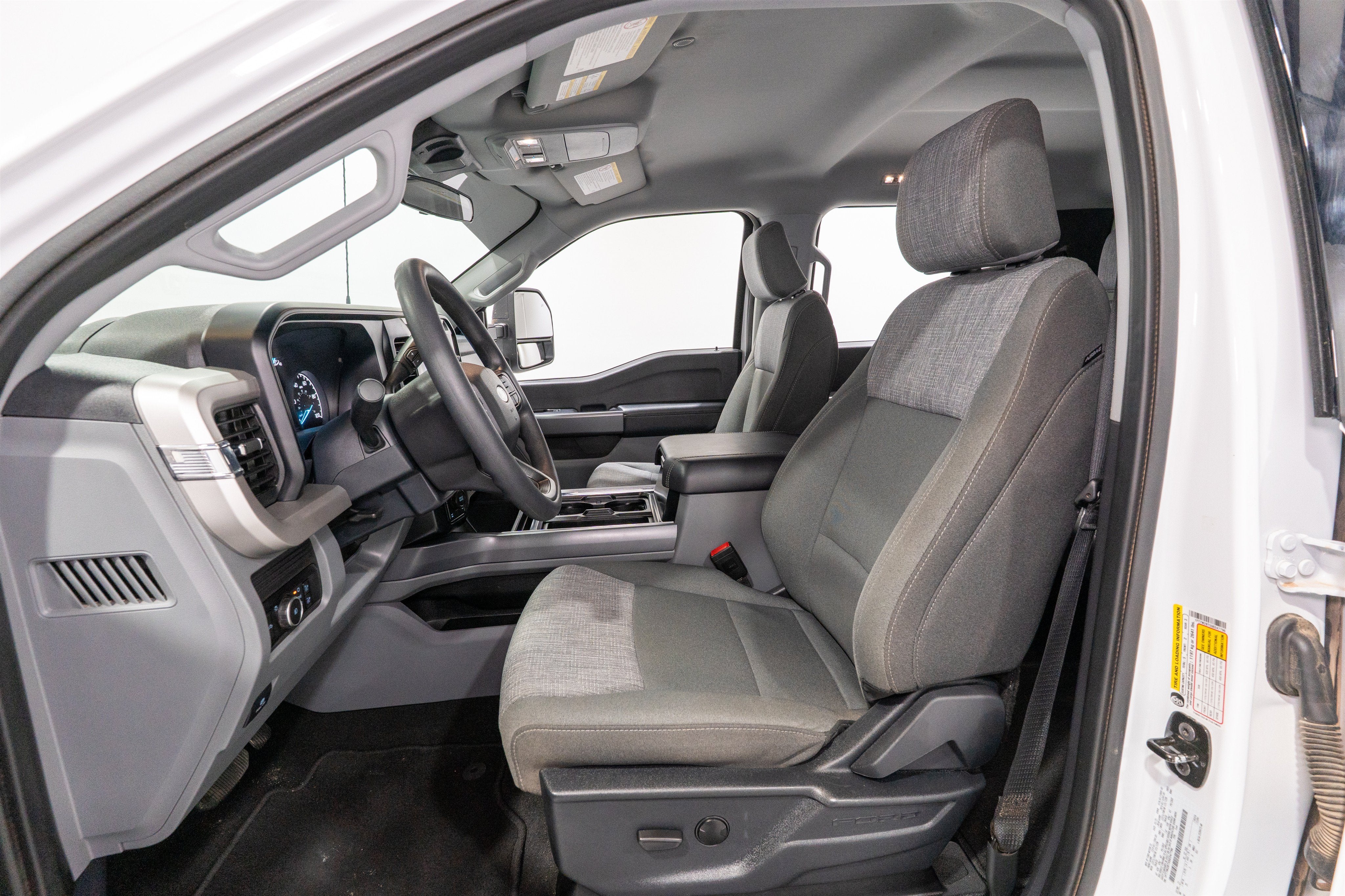 2025 Ford Super Duty F-250 SRW XLT