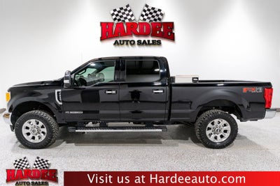 2017 Ford Super Duty F-250 SRW Lariat