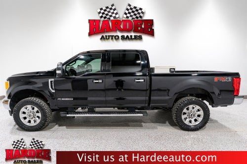 2017 Ford Super Duty F-250 SRW Lariat