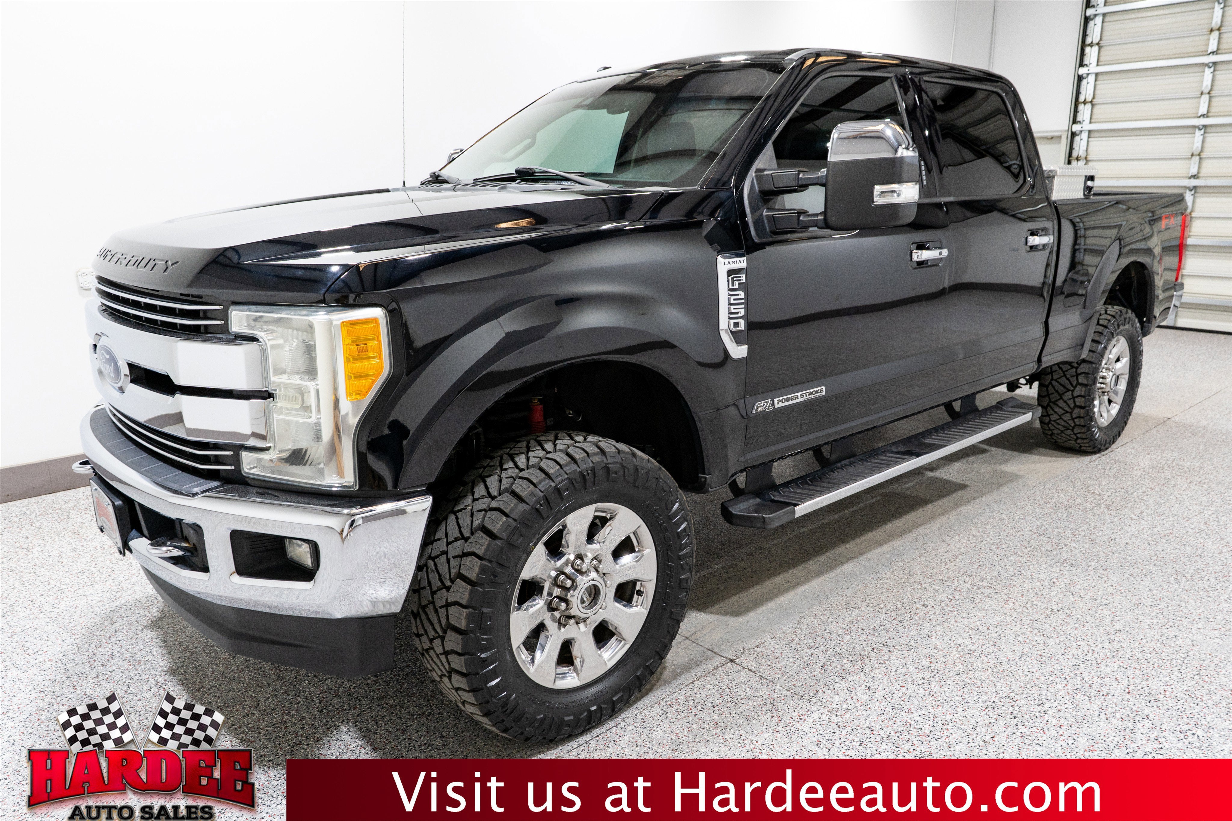 2017 Ford Super Duty F-250 SRW Lariat