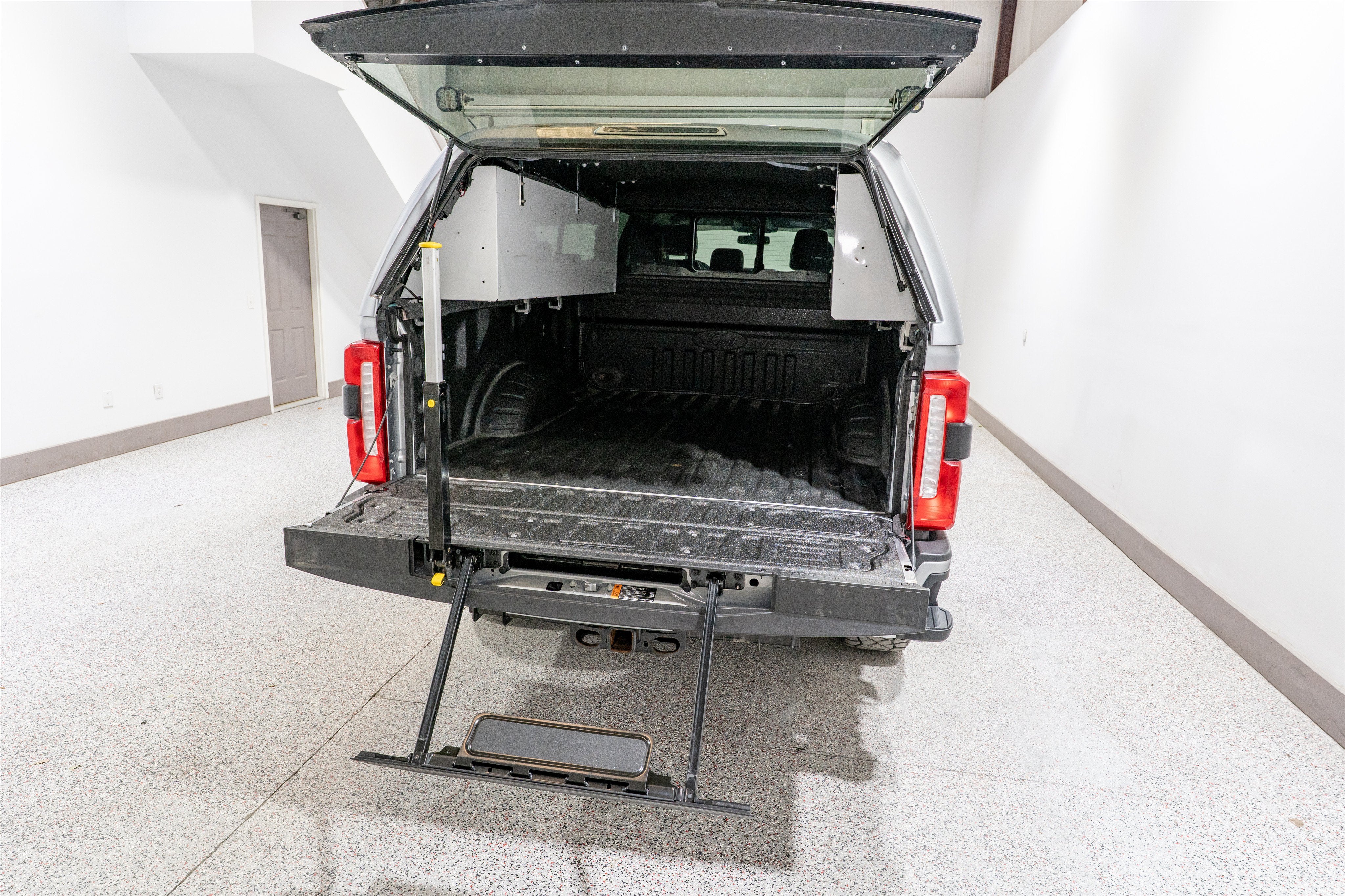 2024 Ford Super Duty F-250 SRW LARIAT