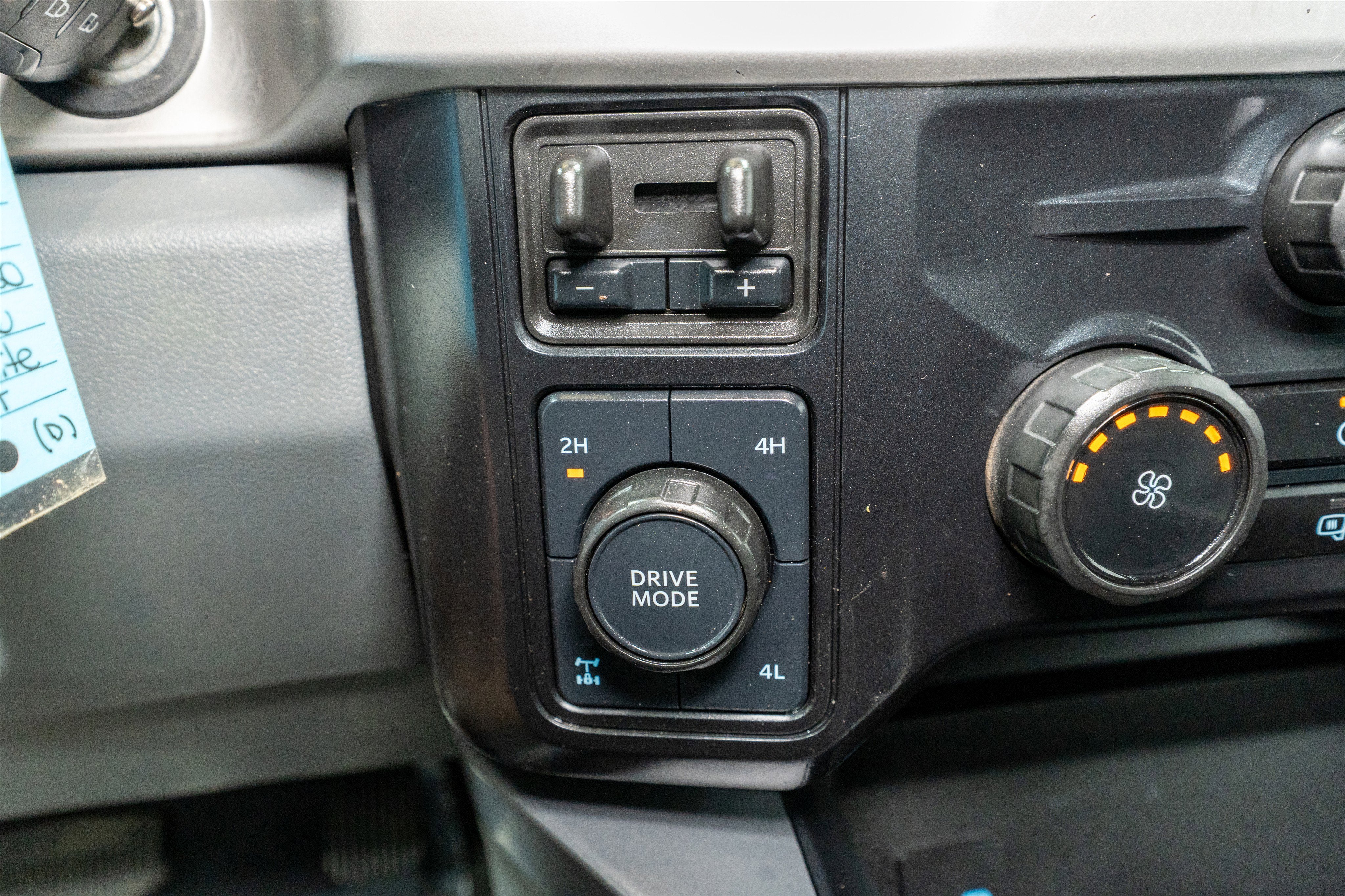 2025 Ford Super Duty F-250 SRW XLT