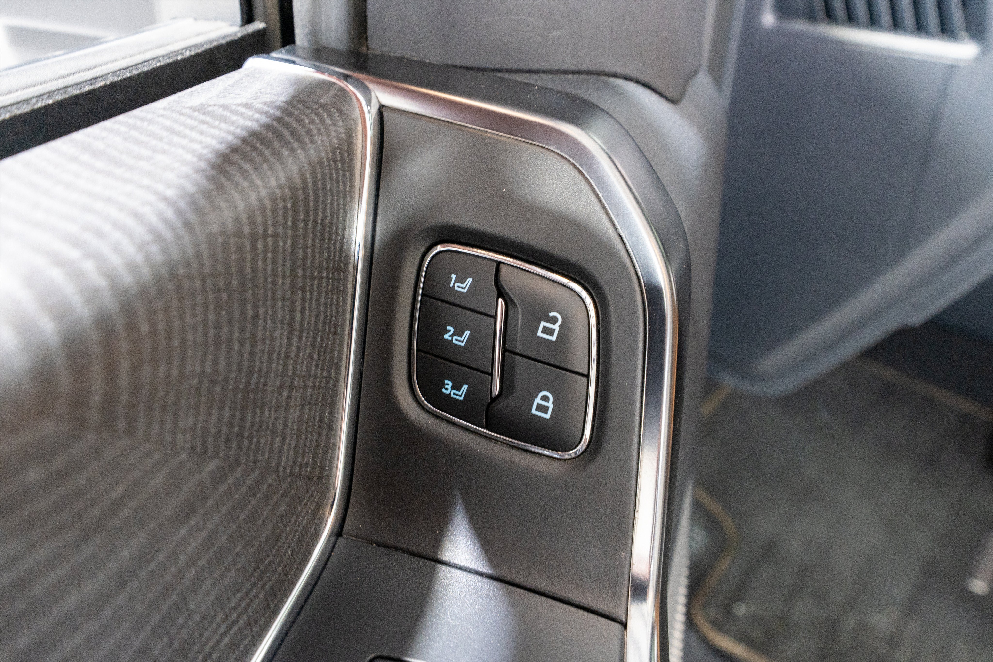 2023 Ford Super Duty F-250 SRW Platinum