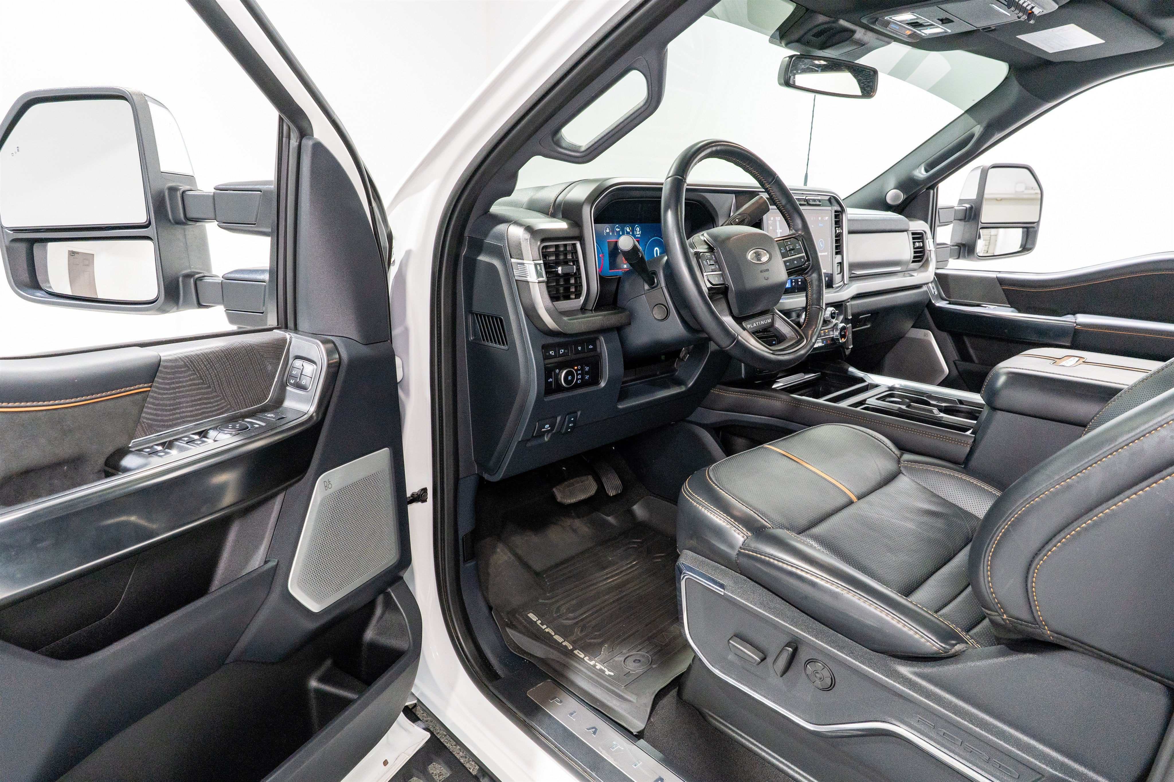 2024 Ford Super Duty F-250 SRW Platinum