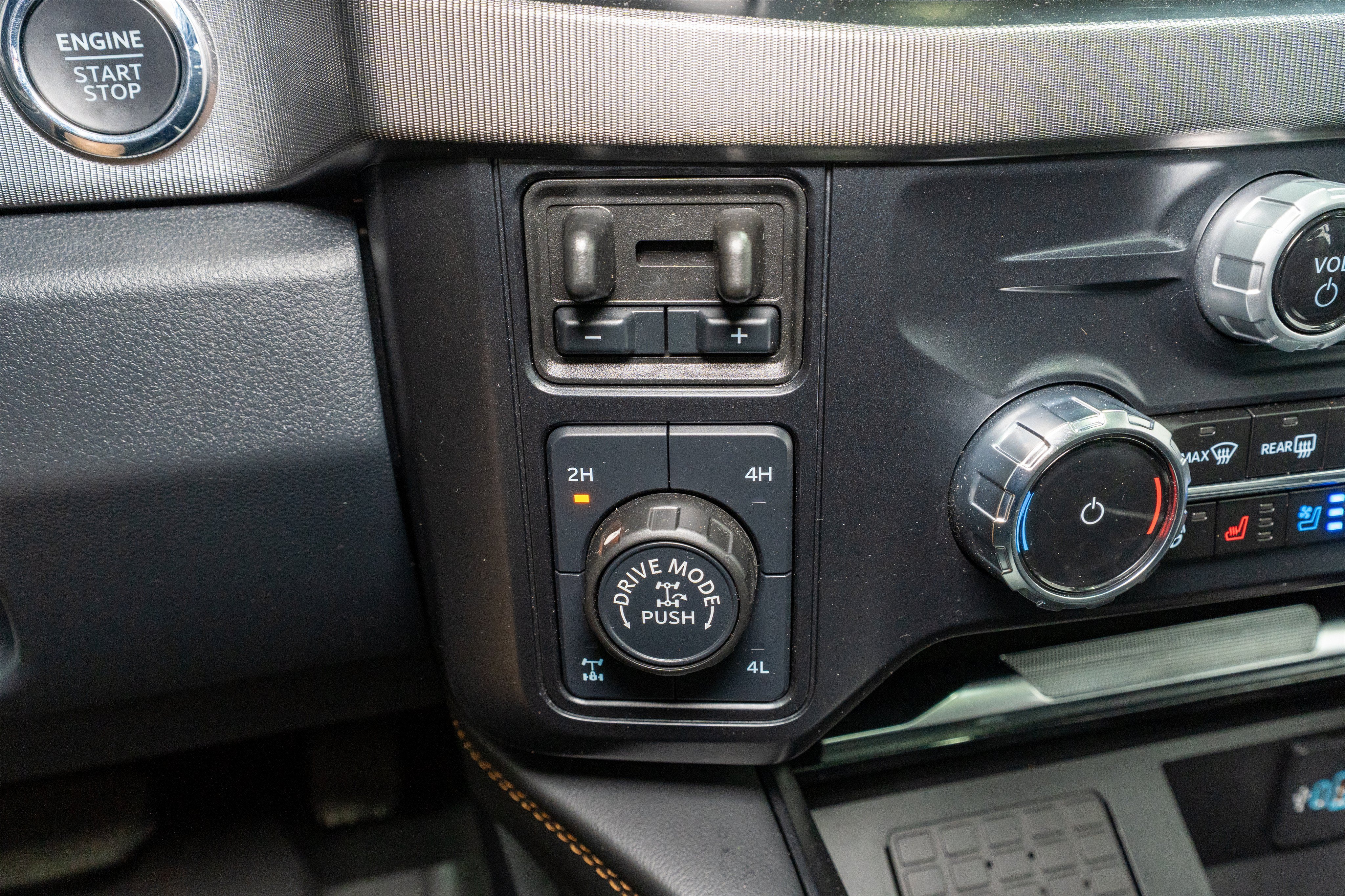 2024 Ford Super Duty F-250 SRW Platinum
