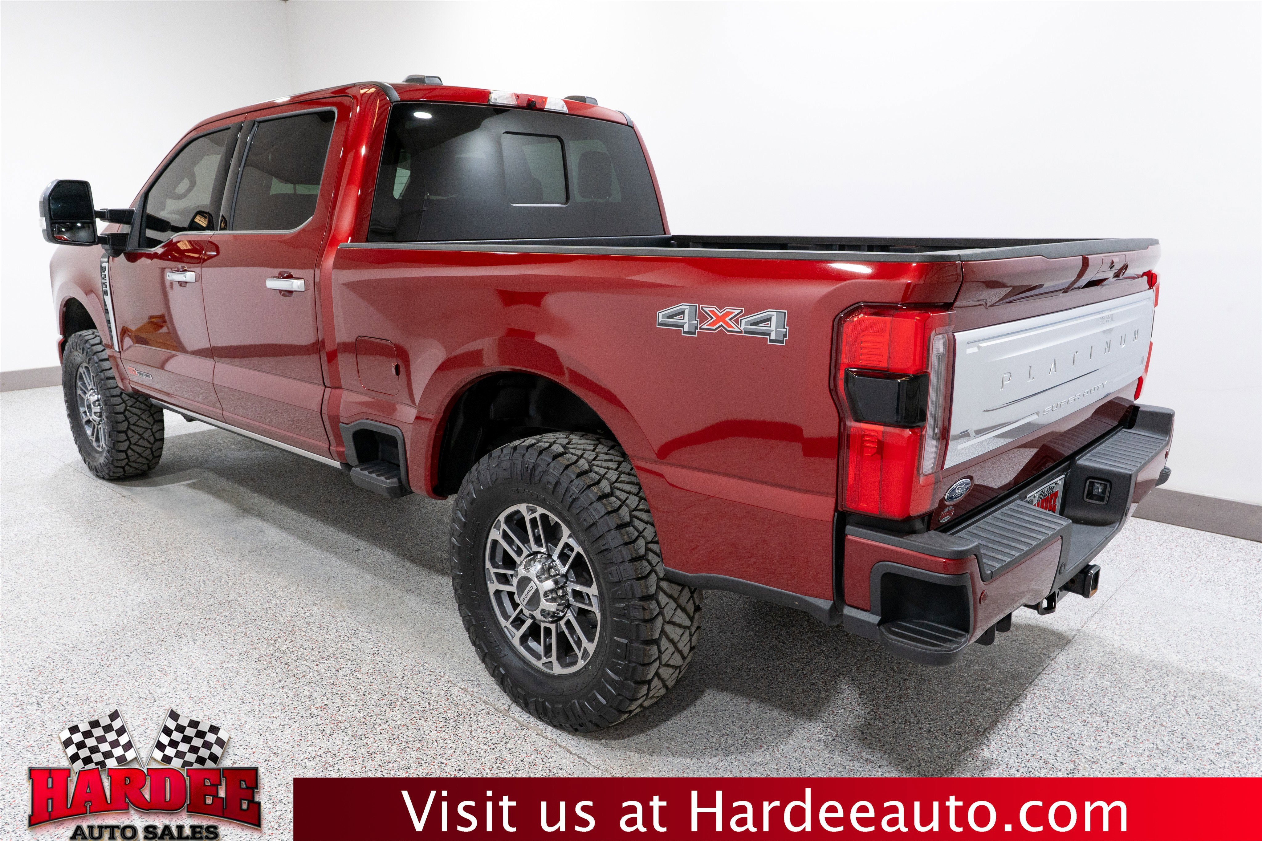 2025 Ford Super Duty F-250 SRW Platinum Plus